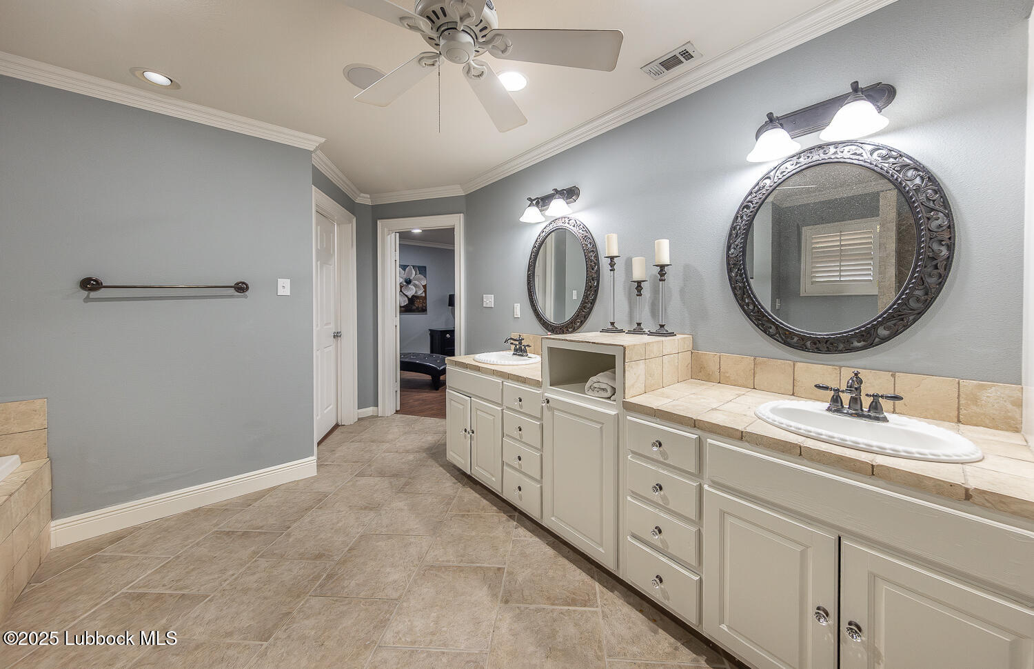 3417 56th Street Property Photo 28