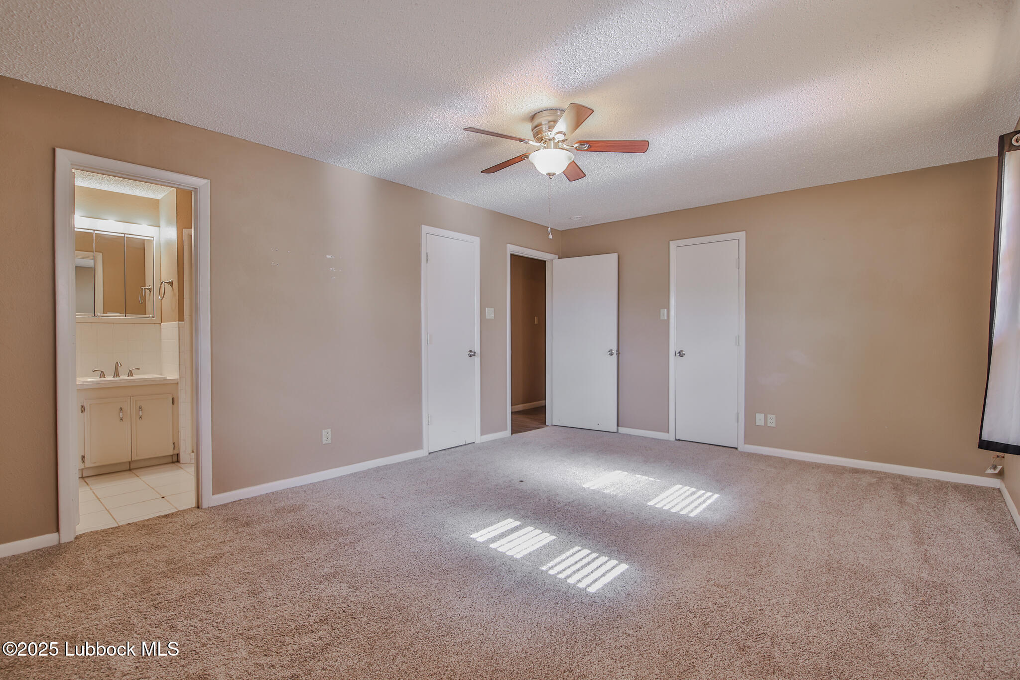 210 Redwood Lane Property Photo 28