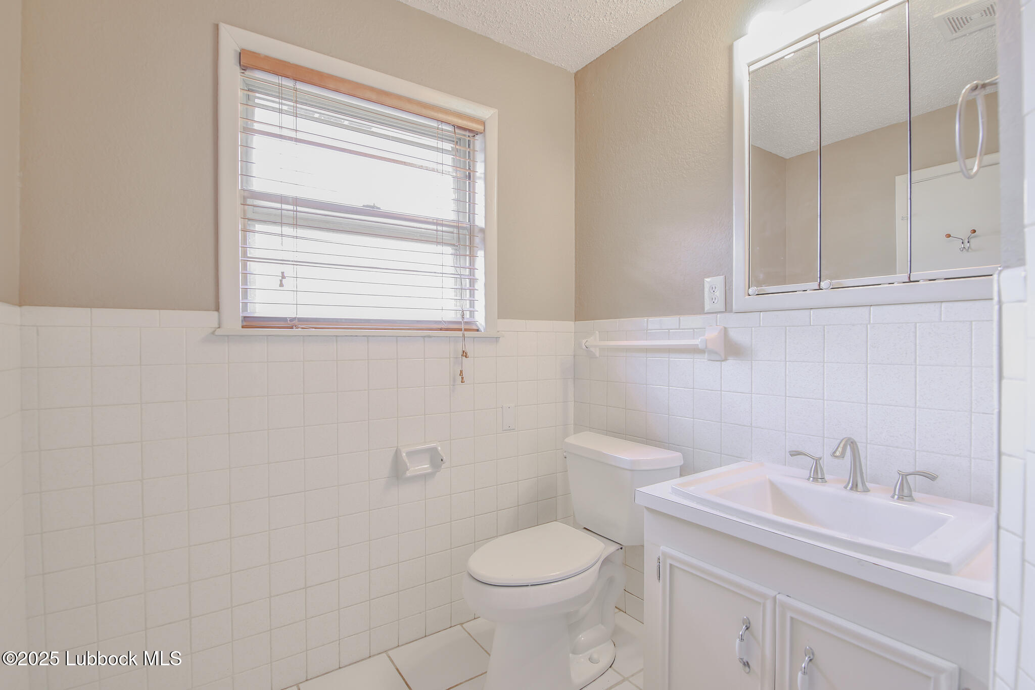 210 Redwood Lane Property Photo 32