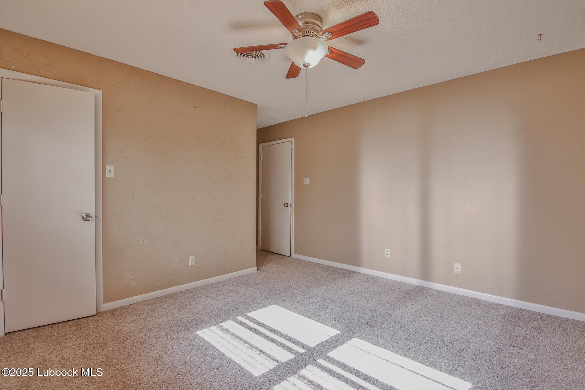 210 Redwood Lane Property Photo 35