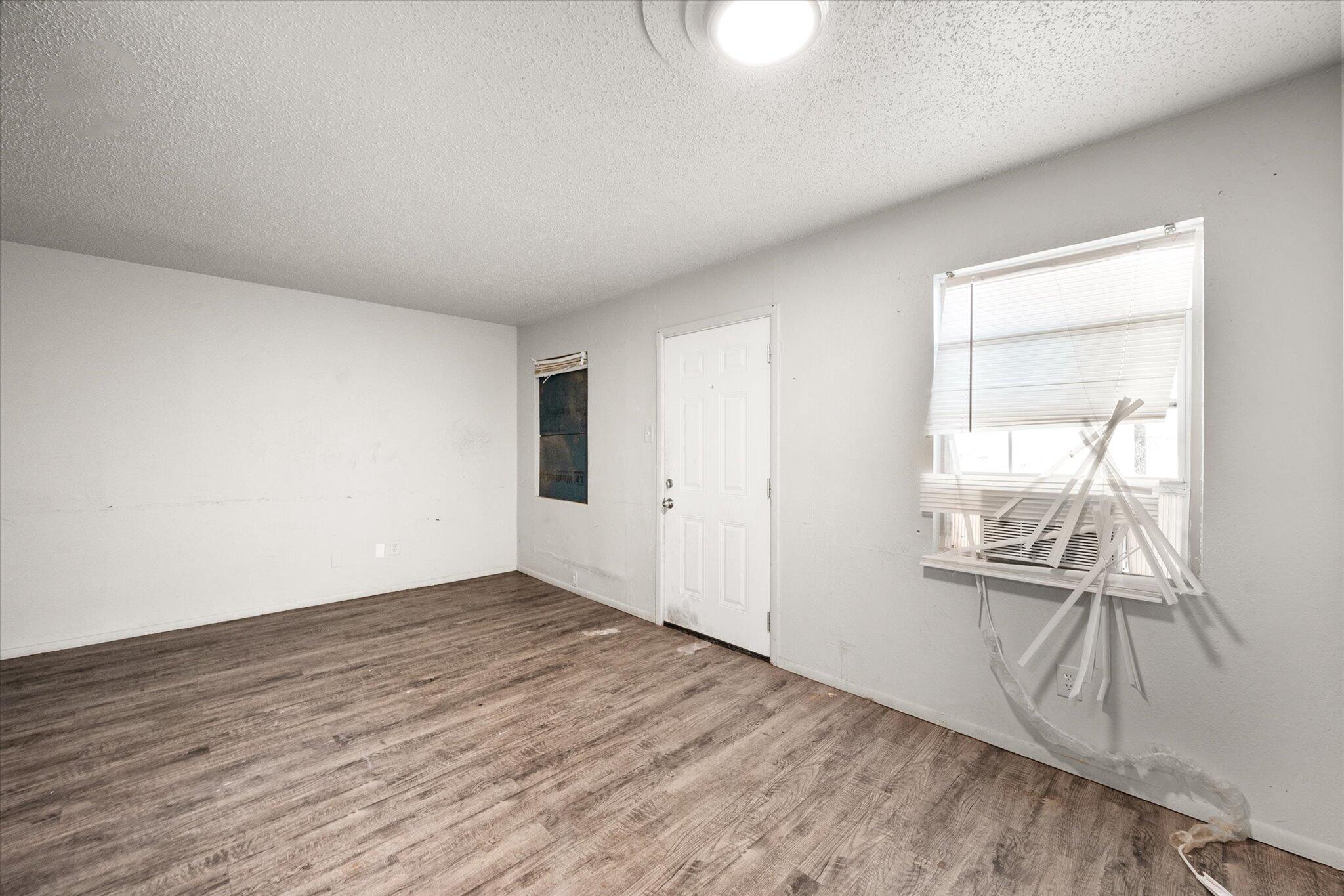 6505 Avenue Q Property Photo 7