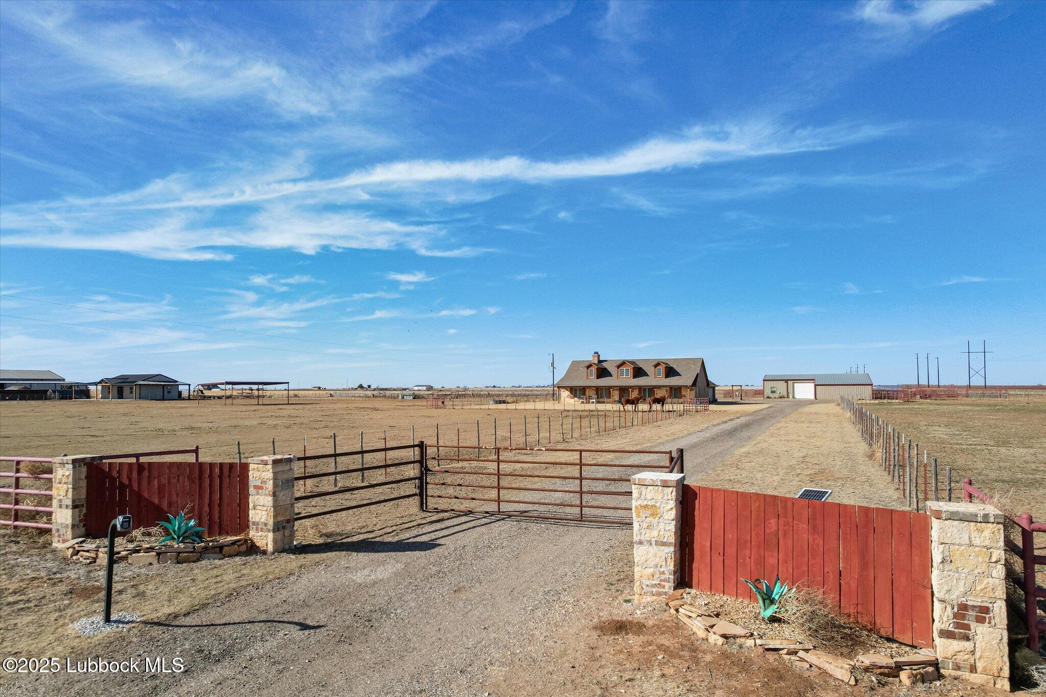 9110 F M 1729 Property Photo 1