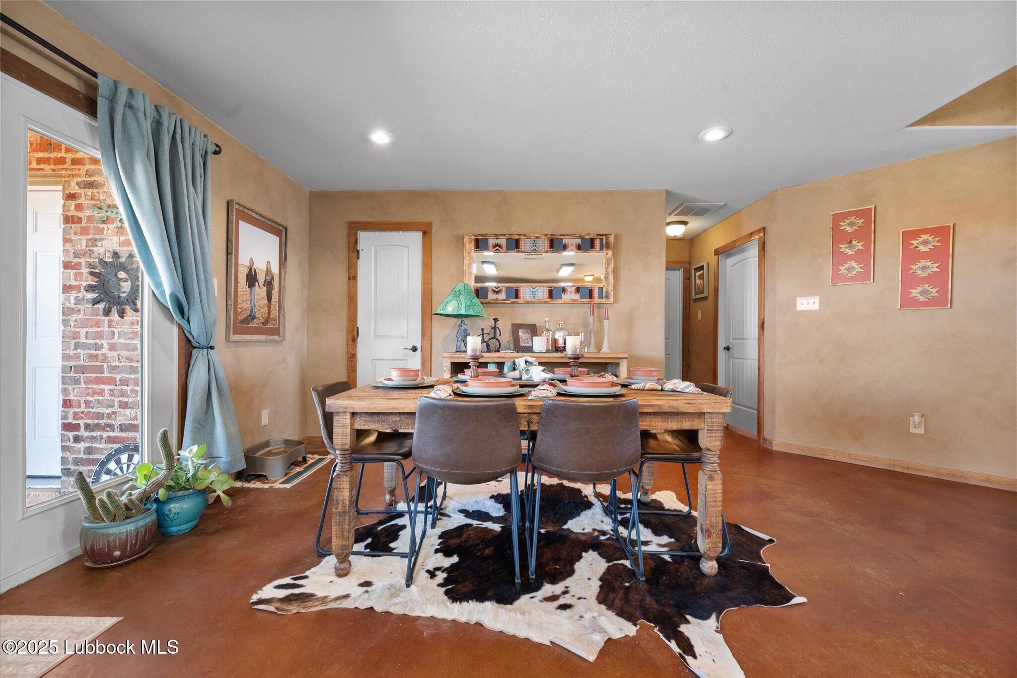 9110 F M 1729 Property Photo 18