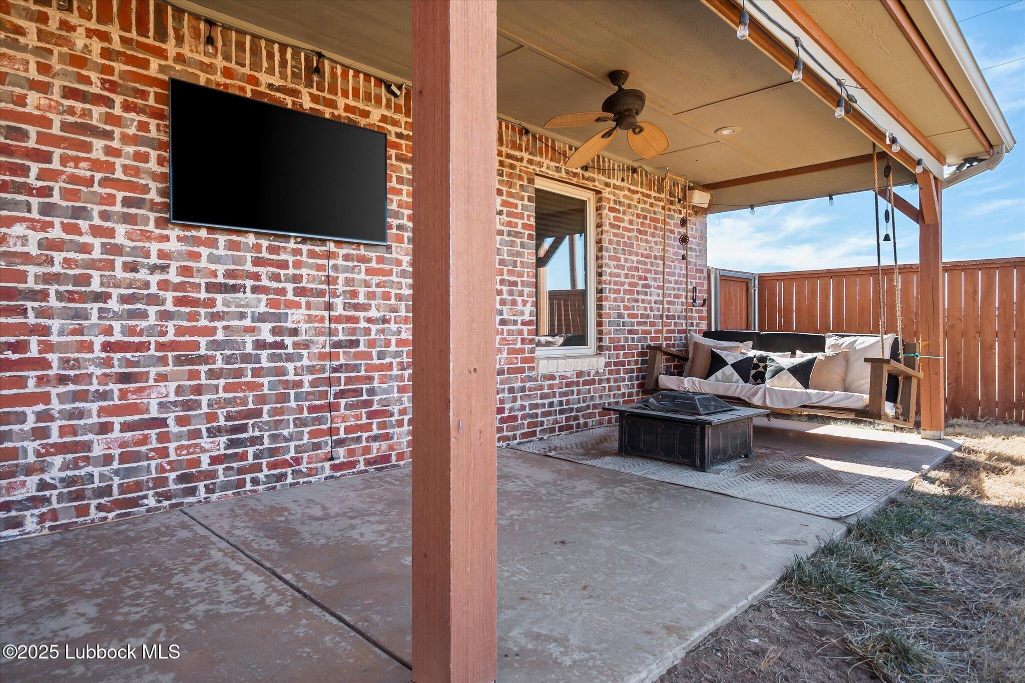 9110 F M 1729 Property Photo 33