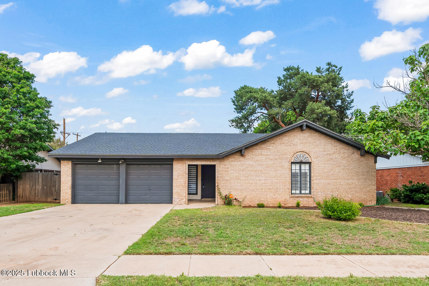 2818 67th Street Property Photo