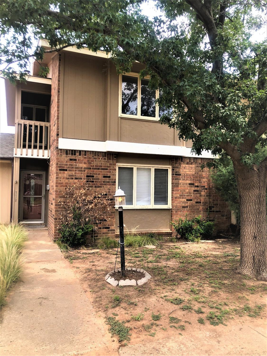 5712 38th Street Property Photo 1
