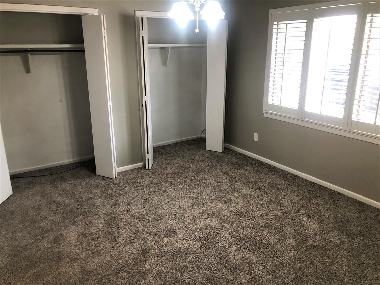 5712 38th Street Property Photo 5