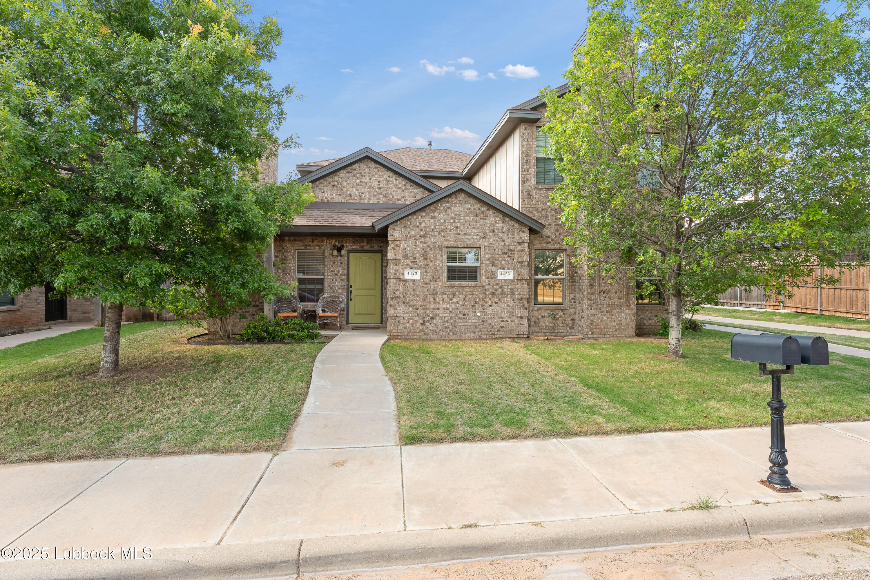 4423 106th Street Property Photo 1