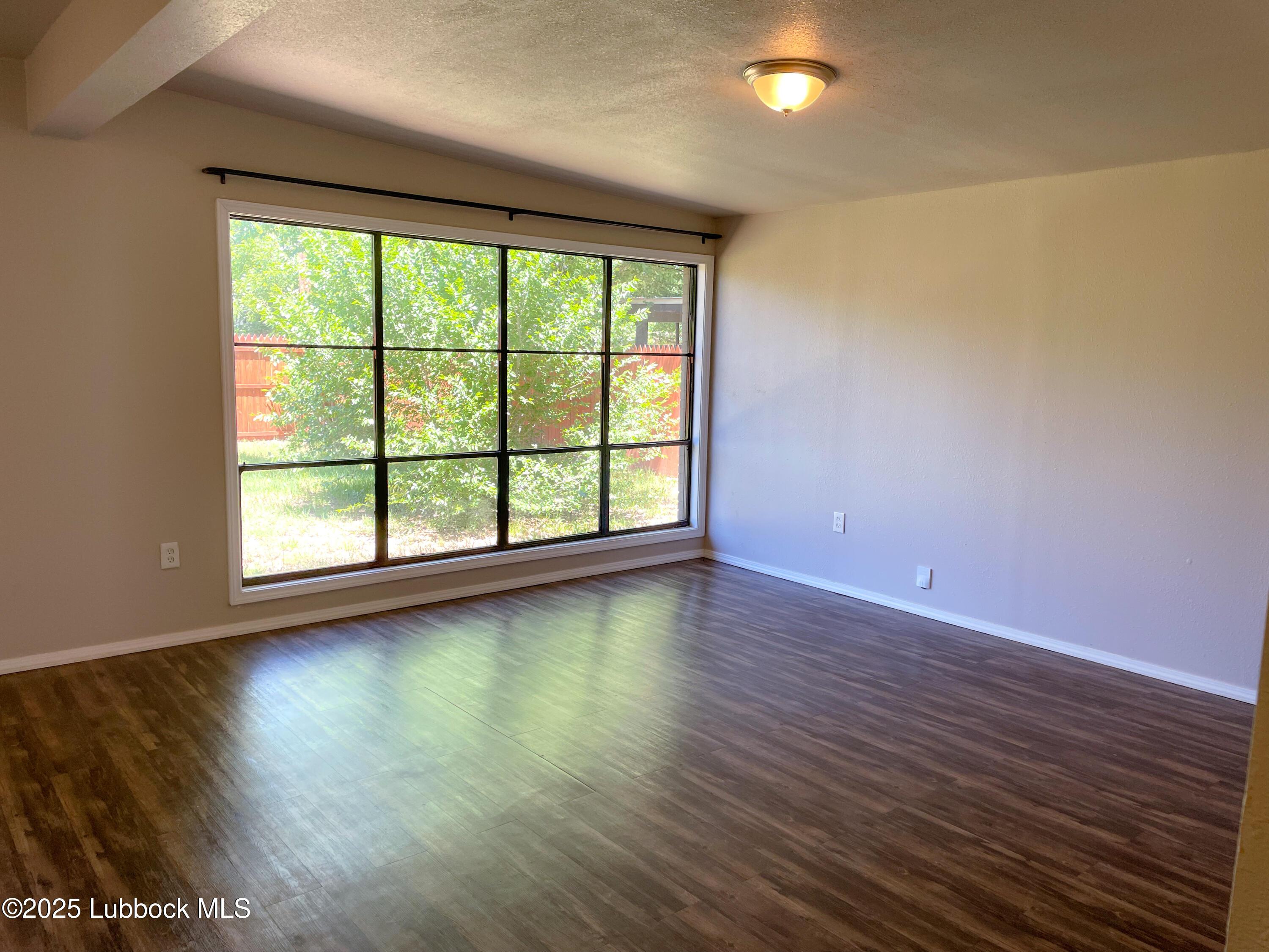2712 65th Street Property Photo 15