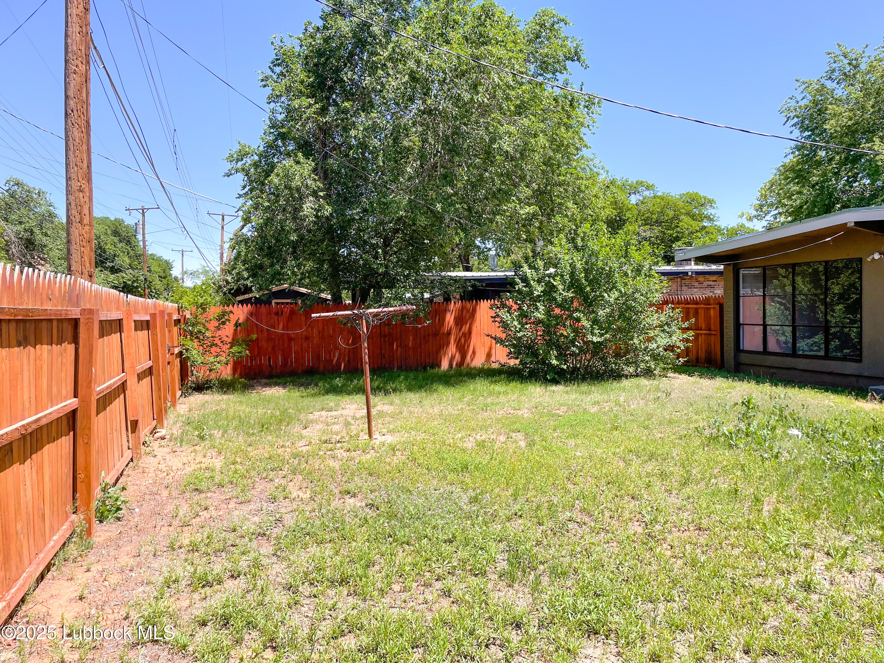 2712 65th Street Property Photo 28