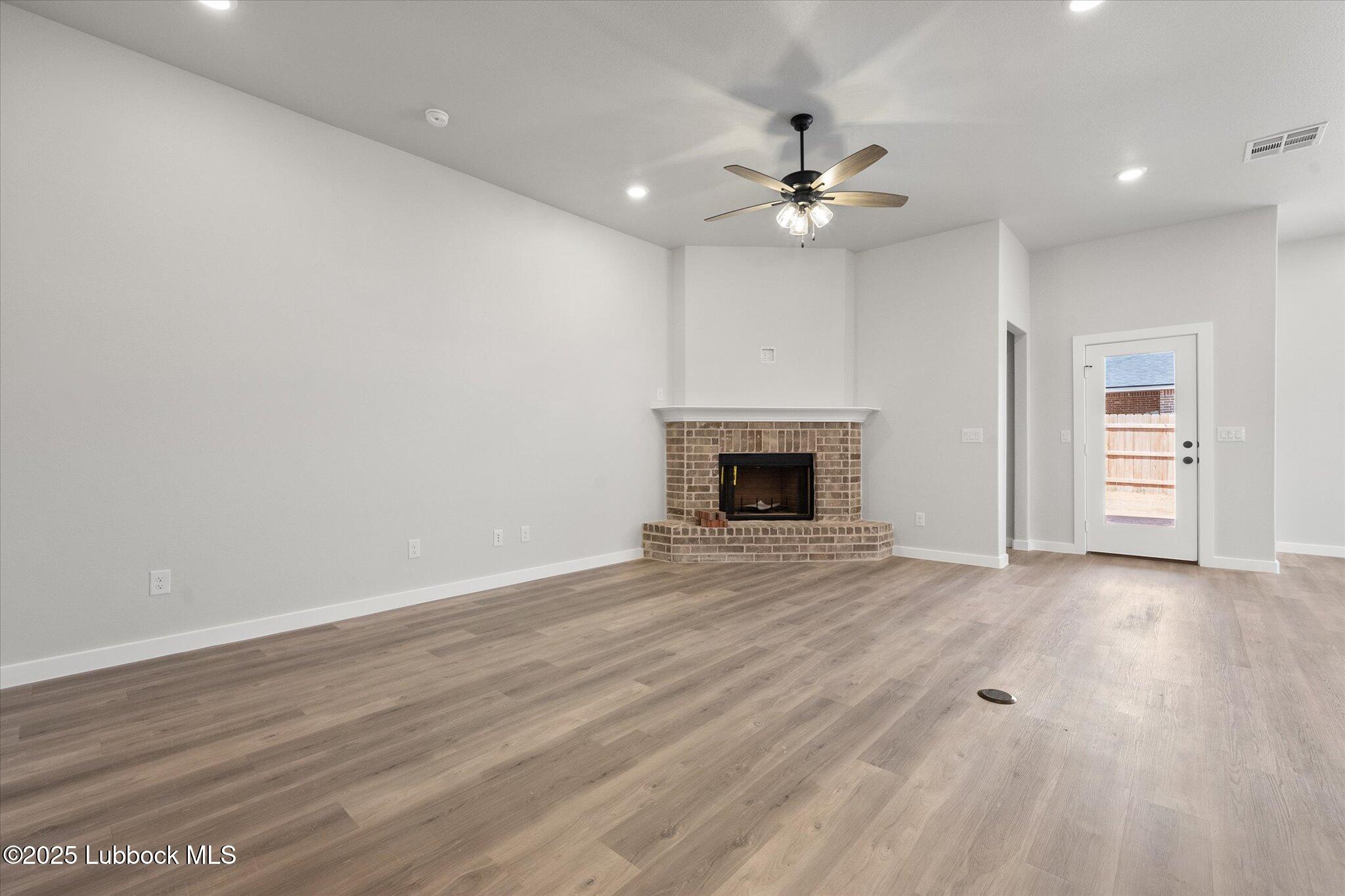 3410 Farmhouse Avenue Property Photo 4