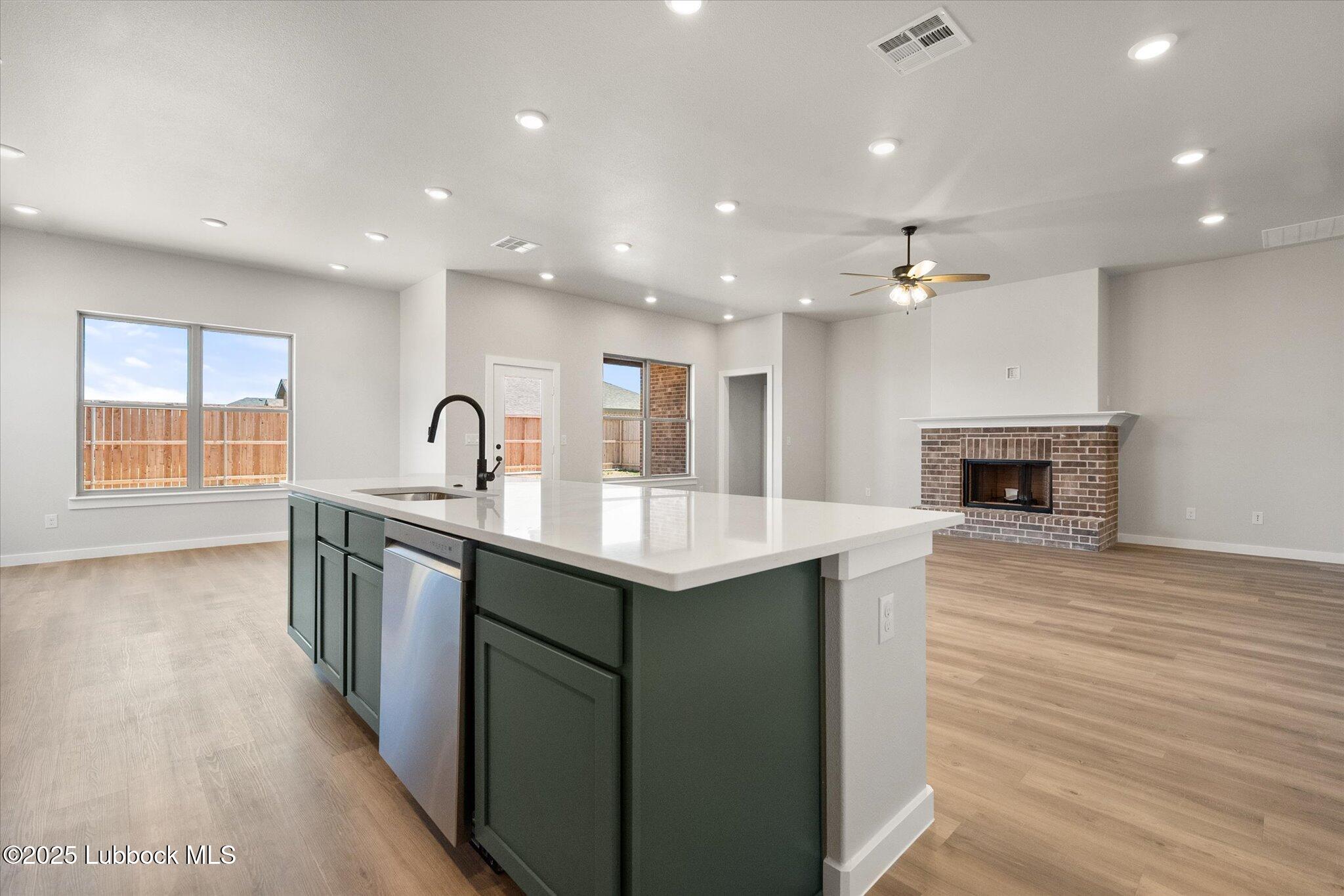2908 Ranch Avenue Property Photo 11