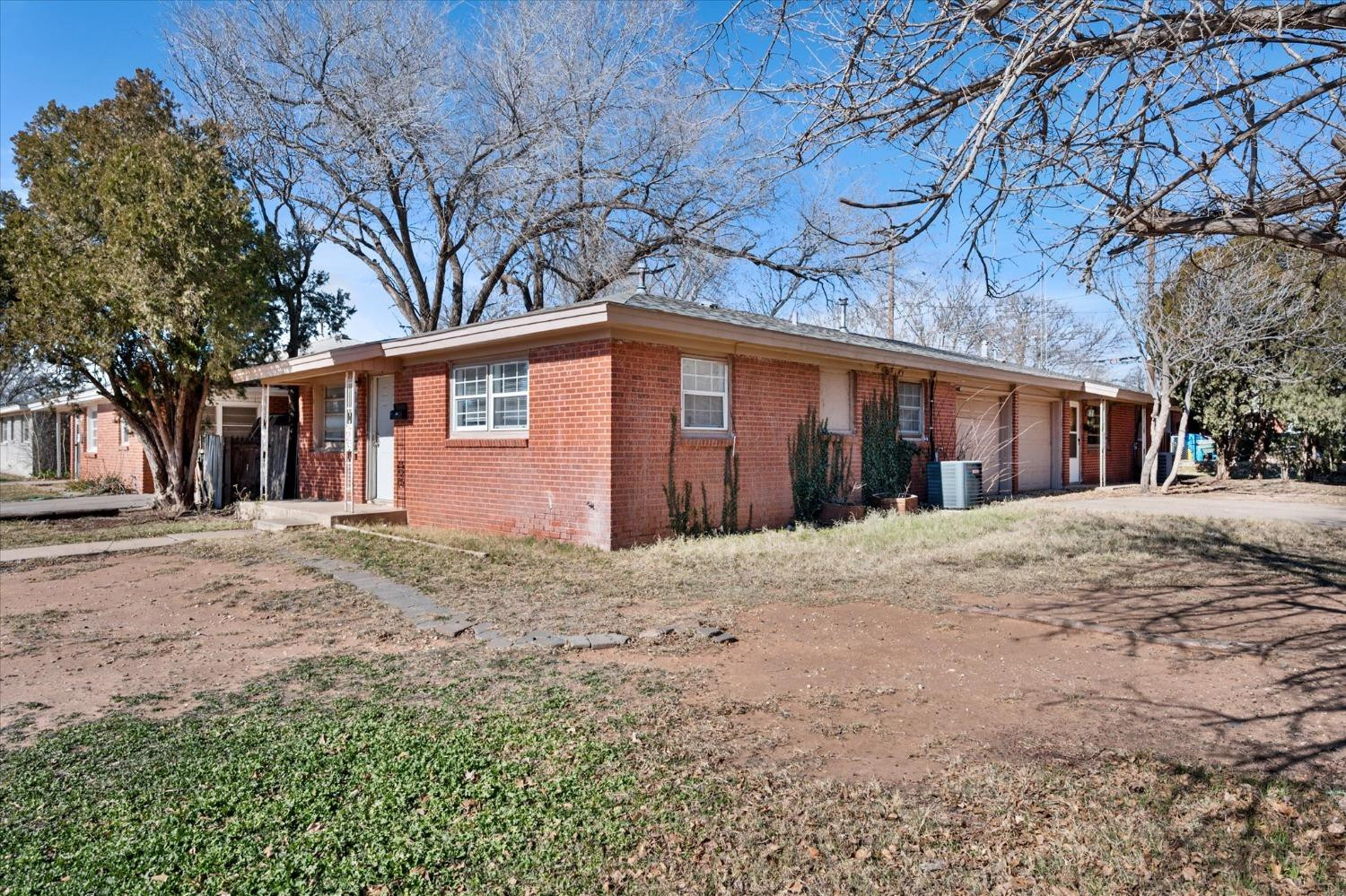 2302 62nd Street Property Photo