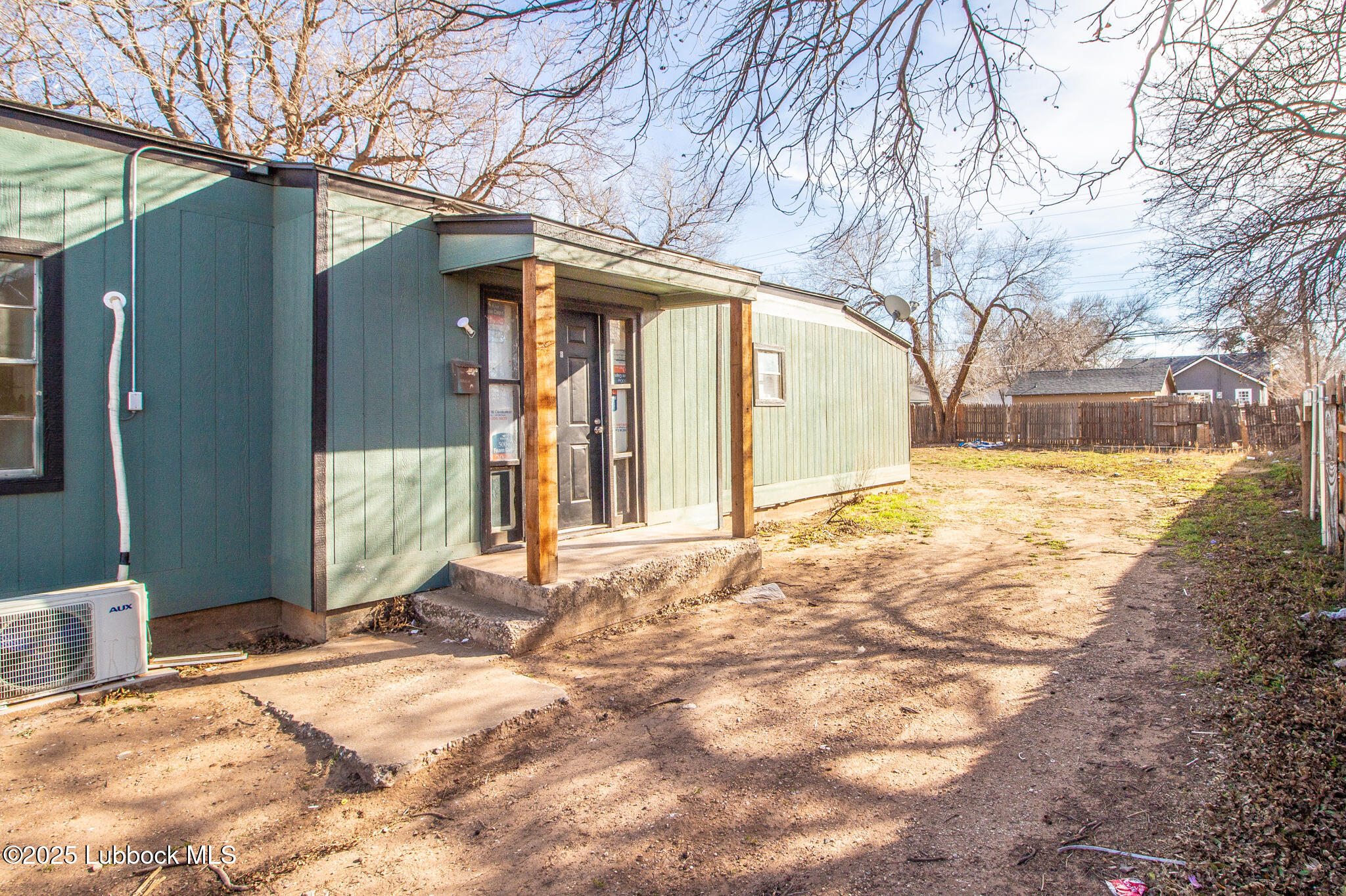 1911 21st Street, B Property Photo