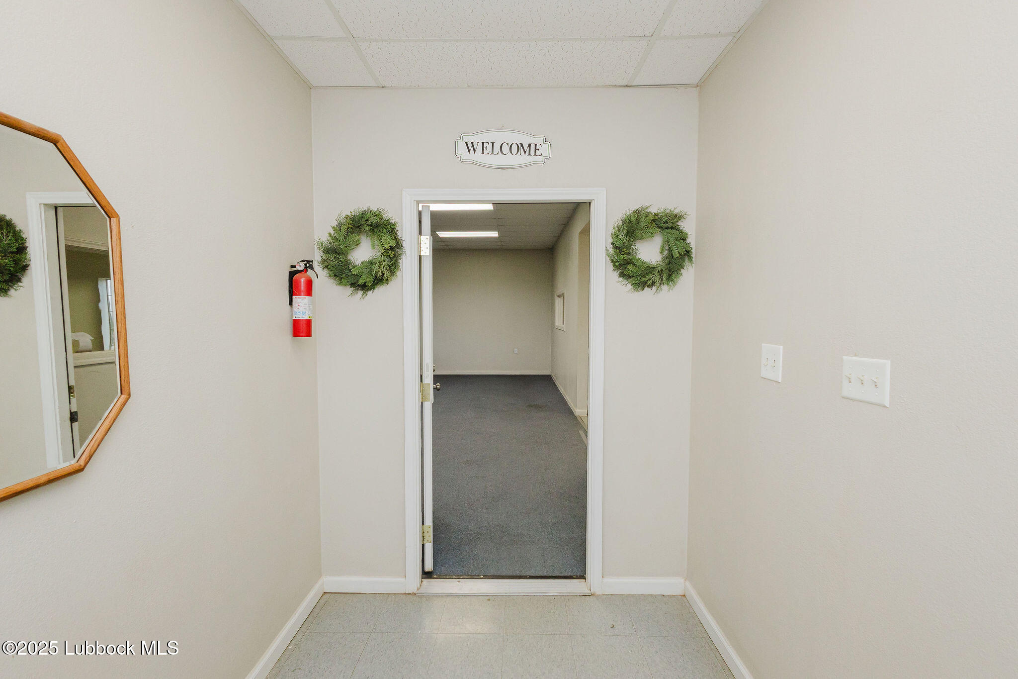 10312 N Fm 1264 Property Photo 5