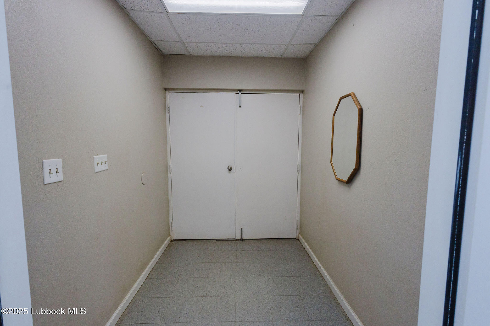 10312 N Fm 1264 Property Photo 6