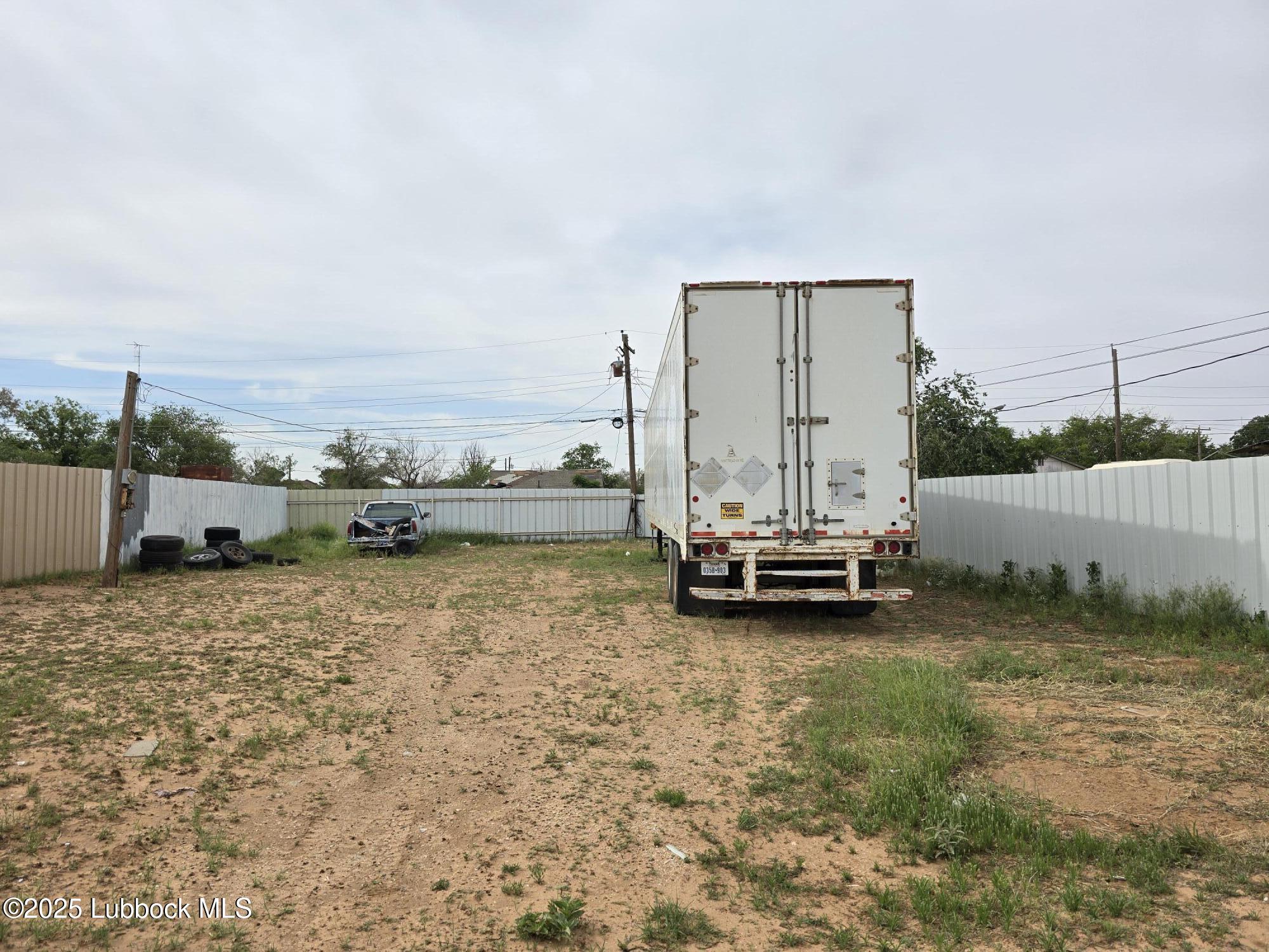 1209 Seminole Road Property Photo 3