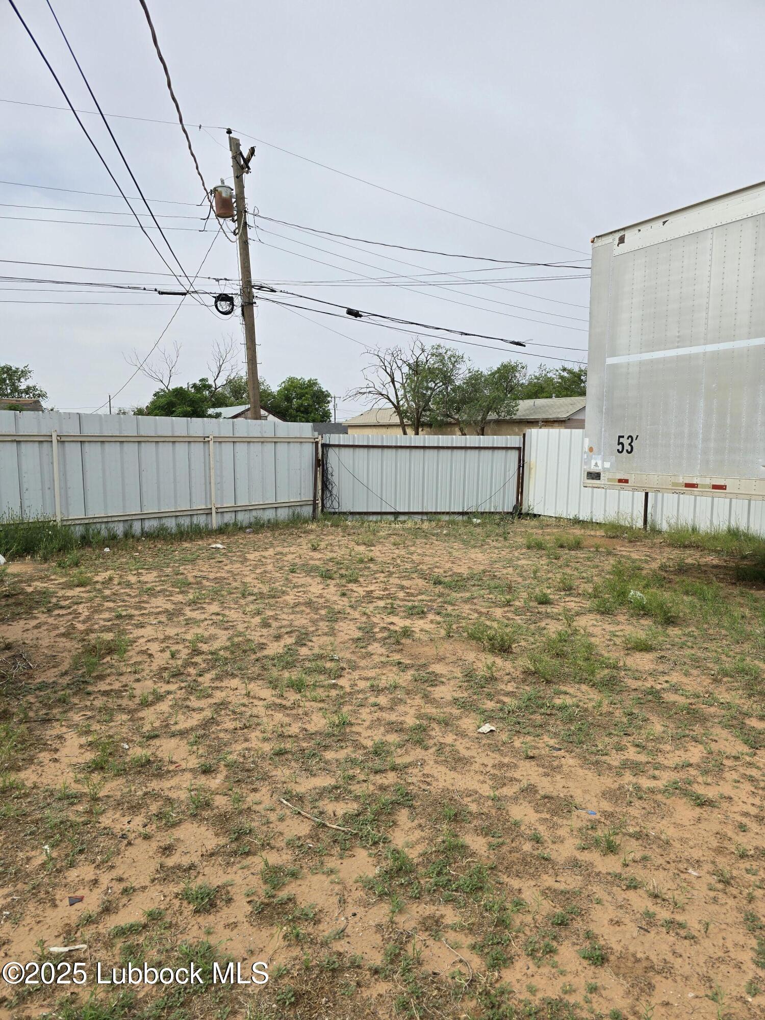 1209 Seminole Road Property Photo 4