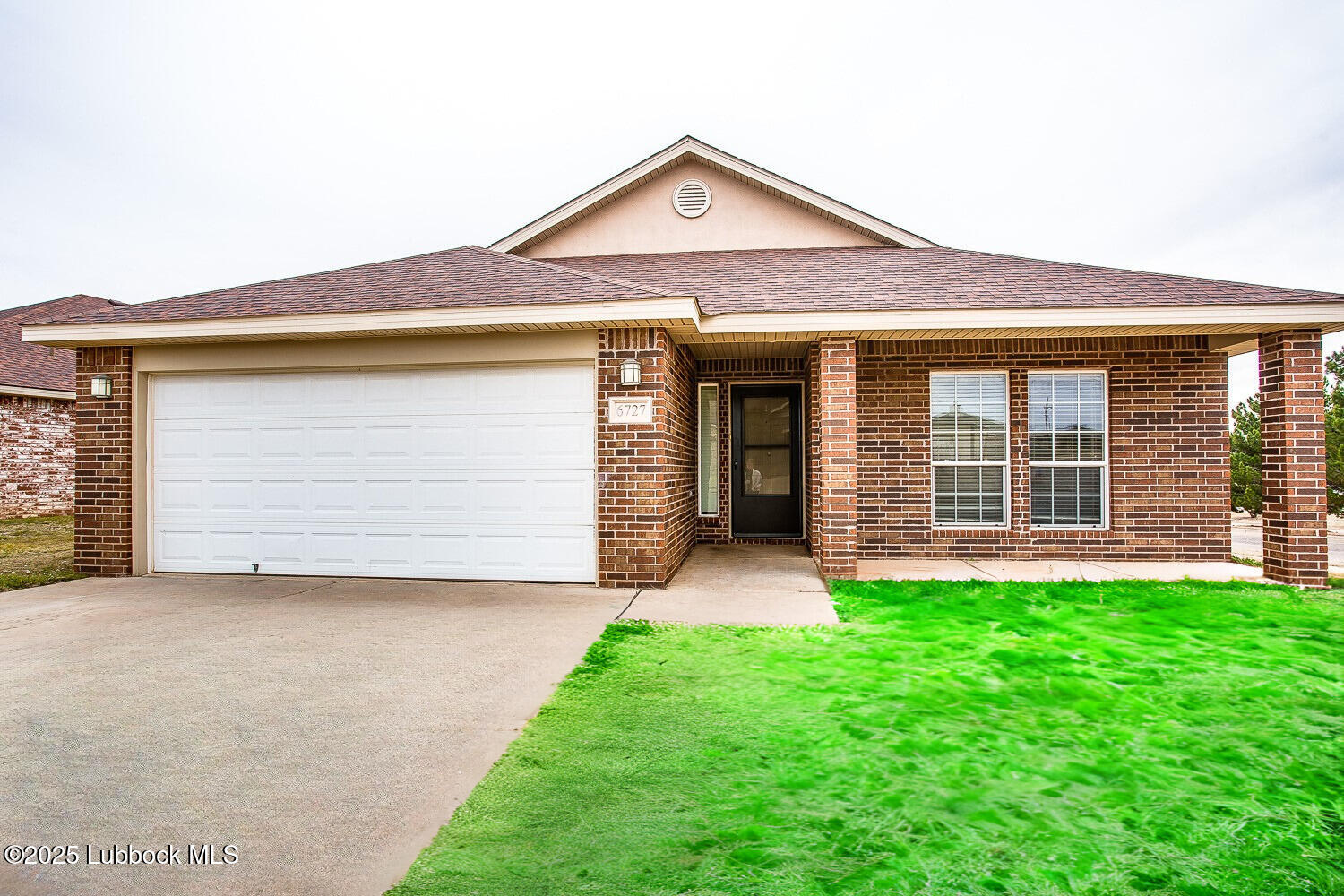 6727 91st Place Property Photo 1