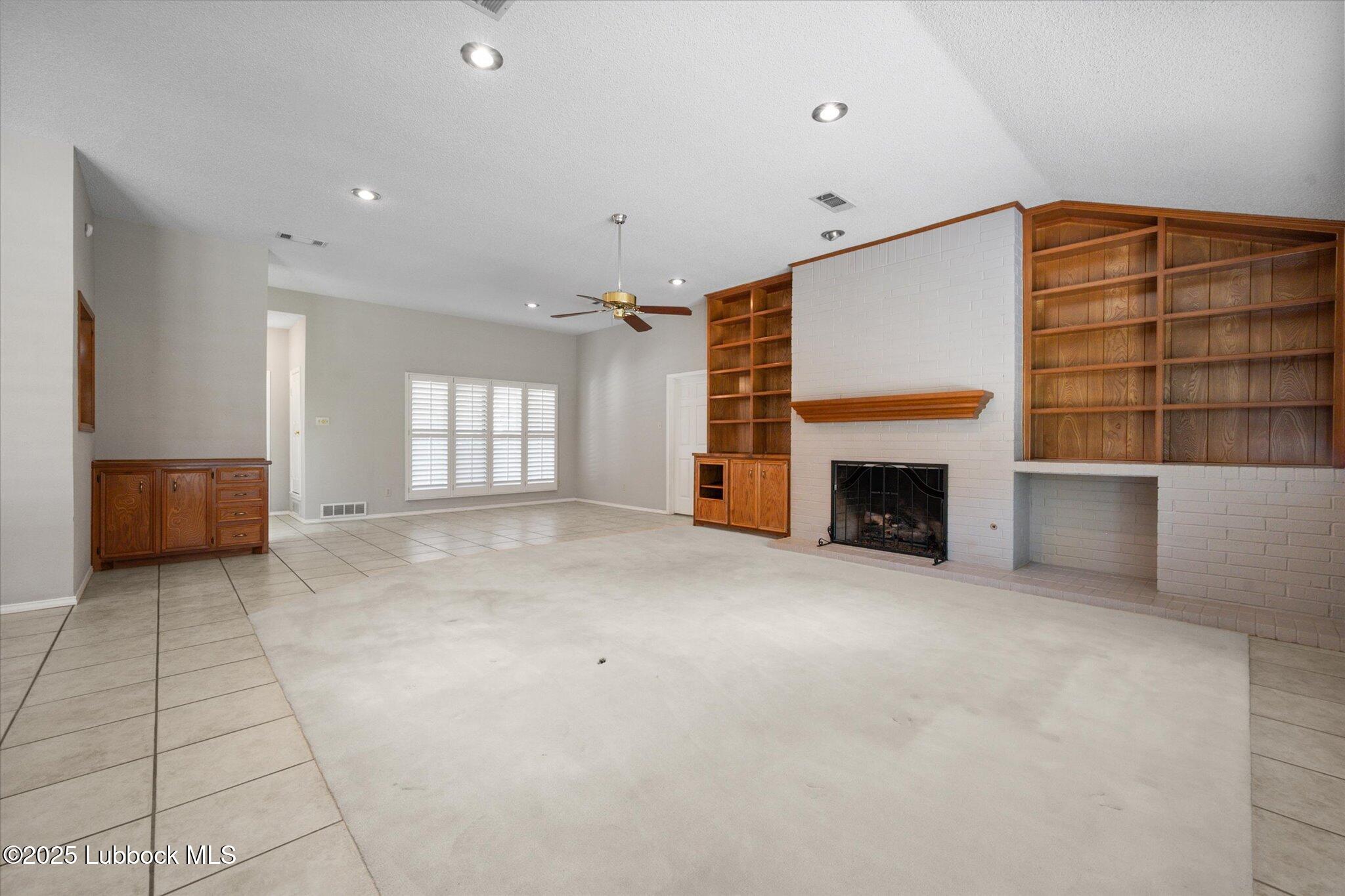 4103 87th Street Property Photo 9
