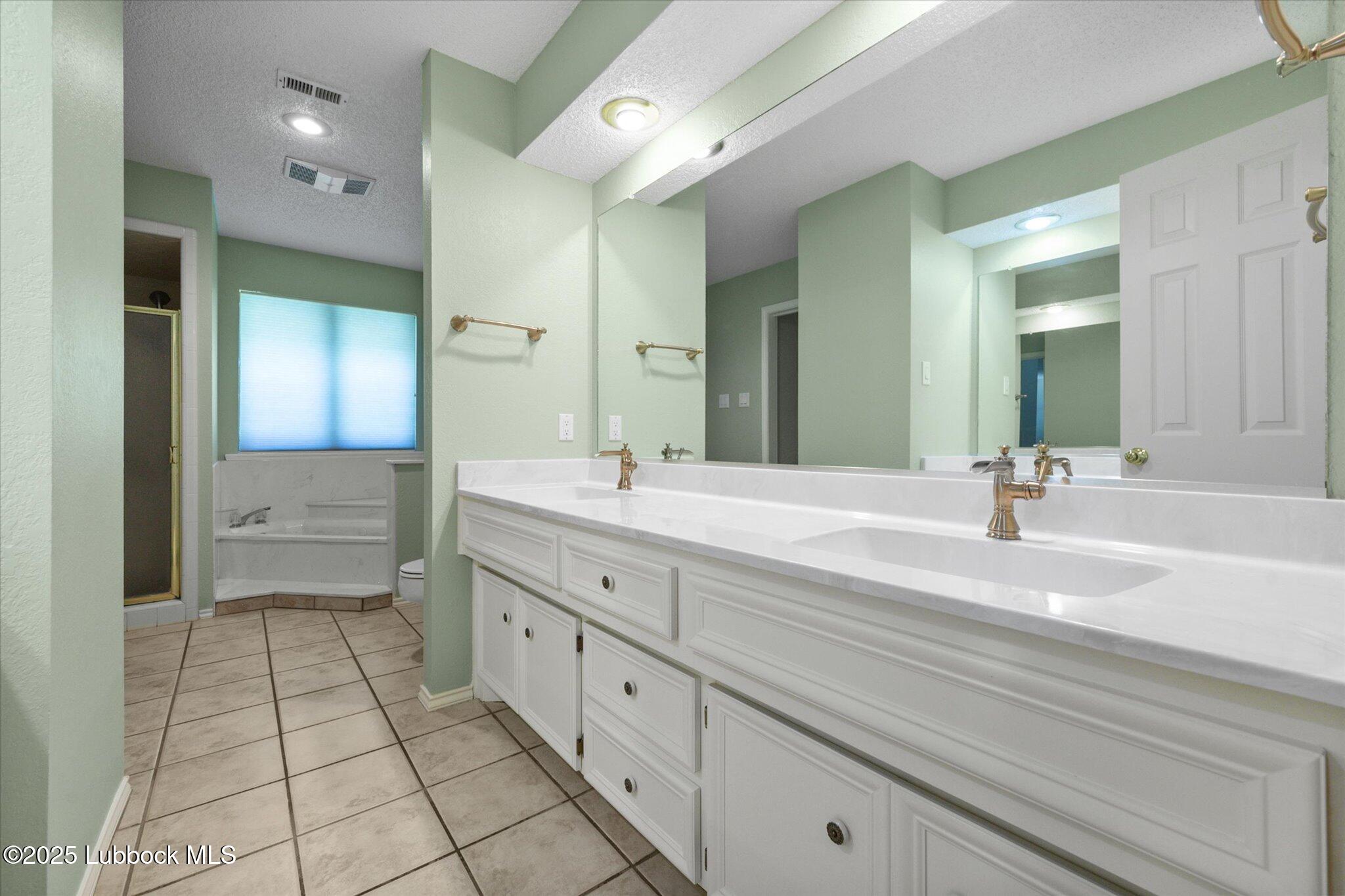 4103 87th Street Property Photo 23
