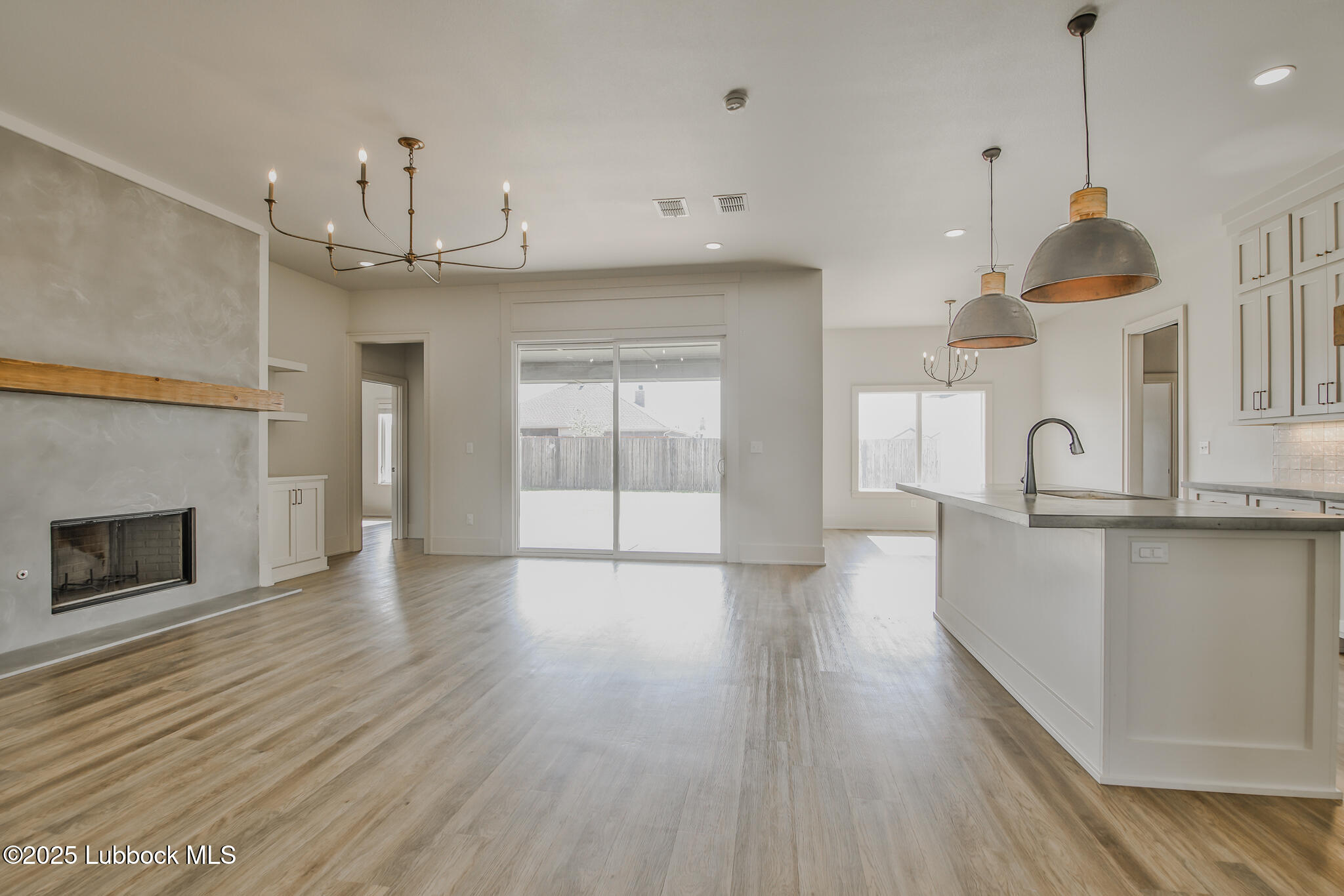 518 Avenue U Property Photo 2