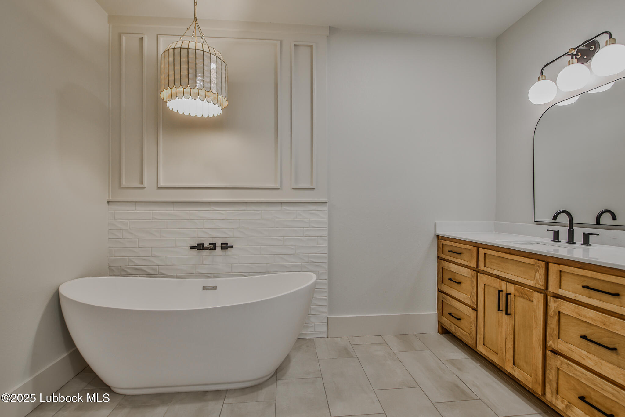518 Avenue U Property Photo 17