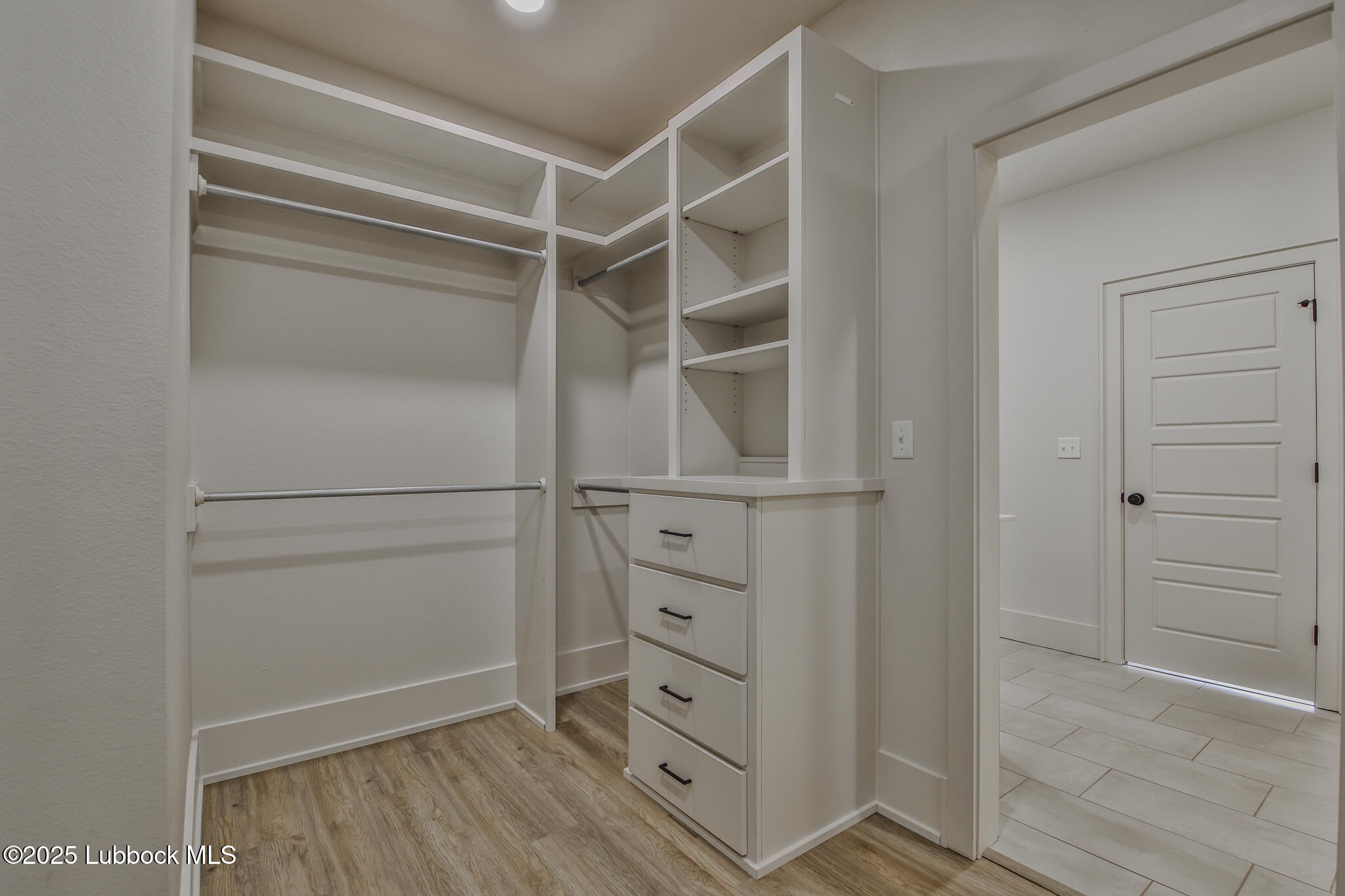 518 Avenue U Property Photo 18