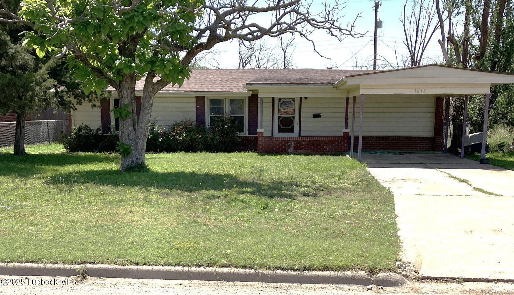 1615 Utica Property Photo 1