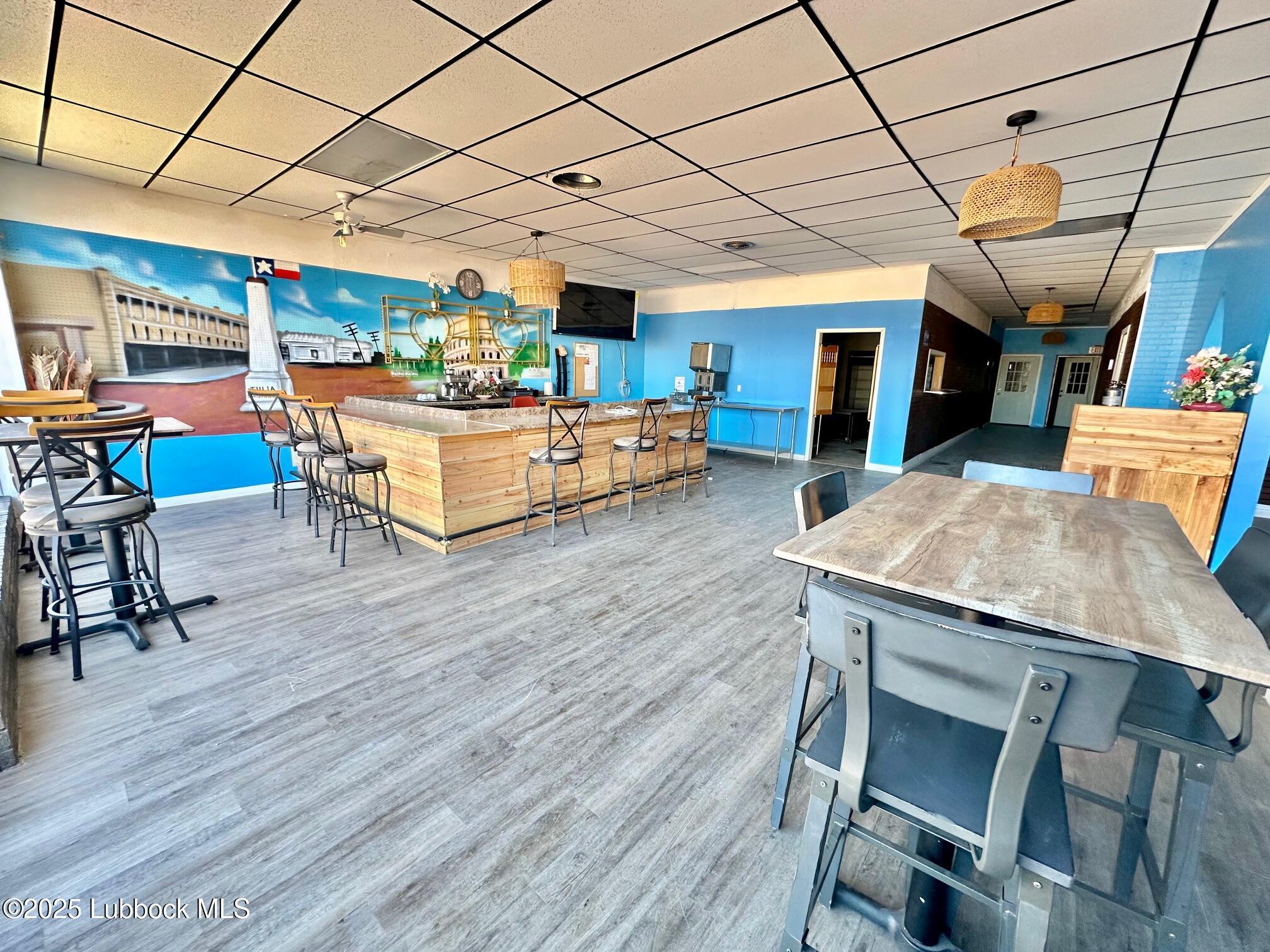 115 W Broadway Avenue Property Photo 3