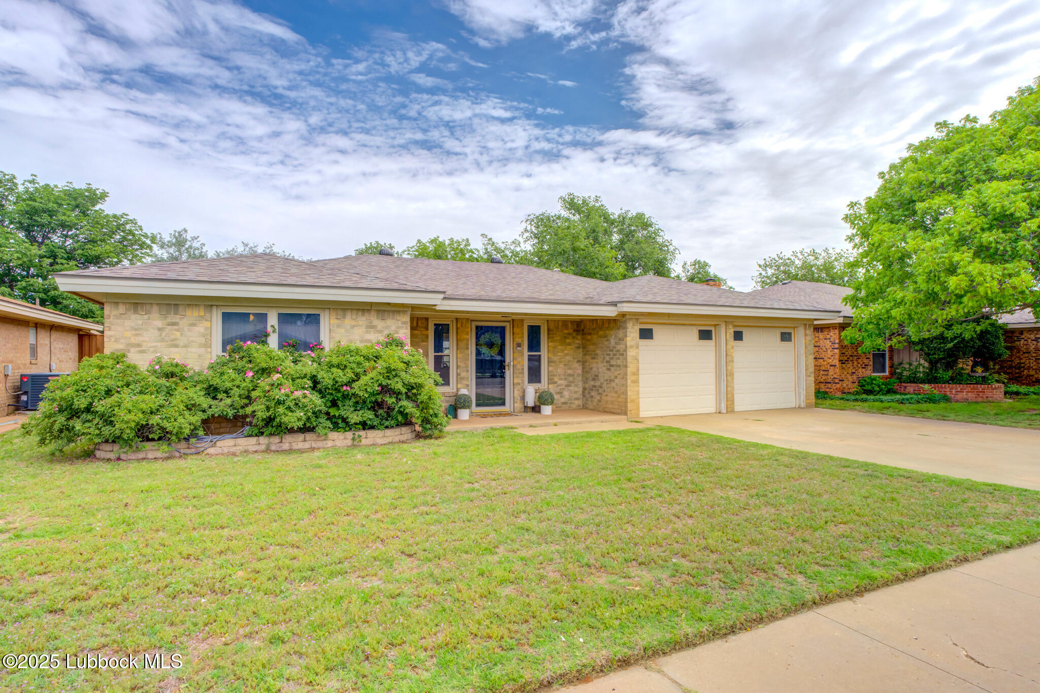 3236 87th Street Property Photo 1