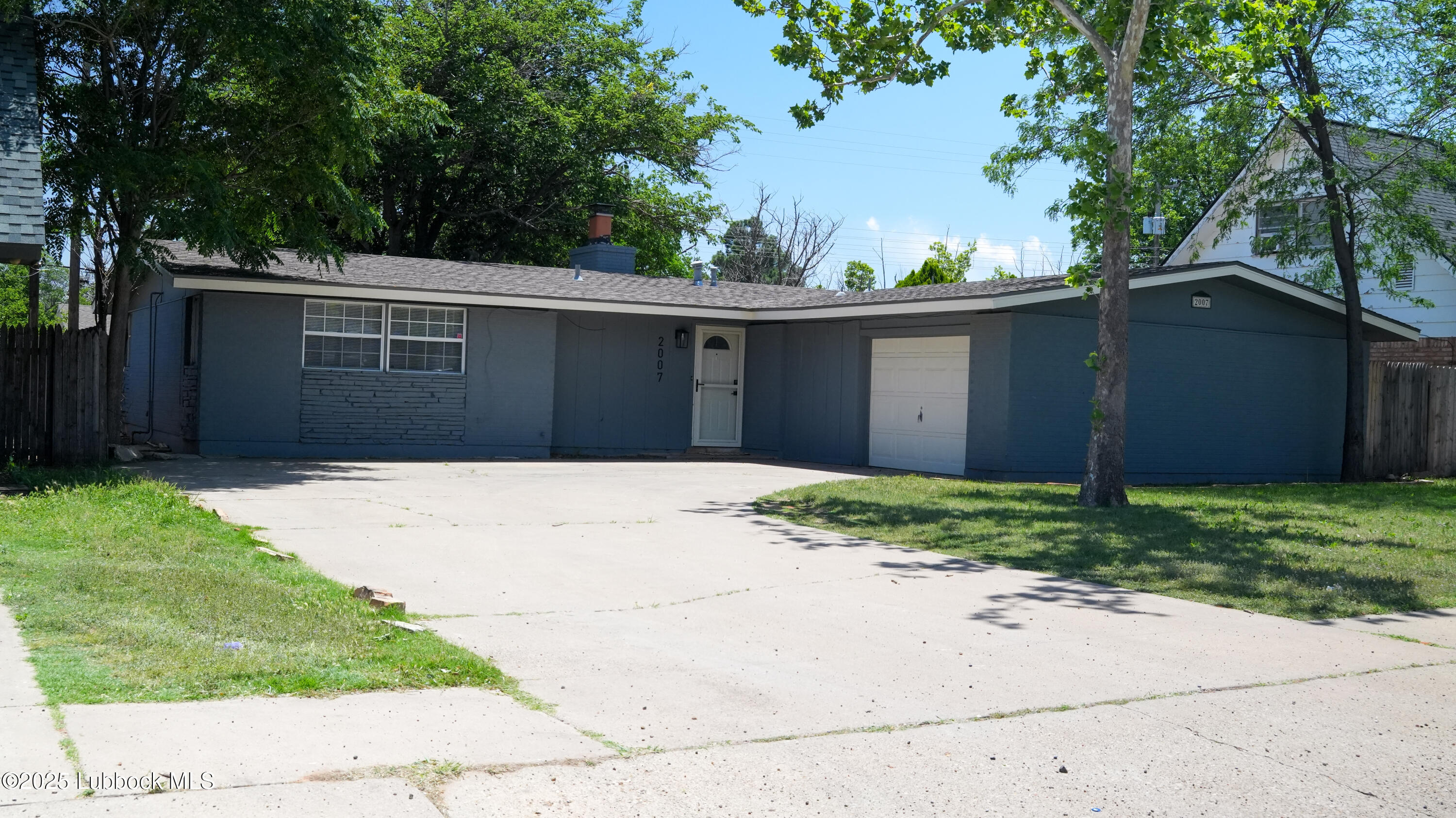 2007 68th Street Property Photo 1