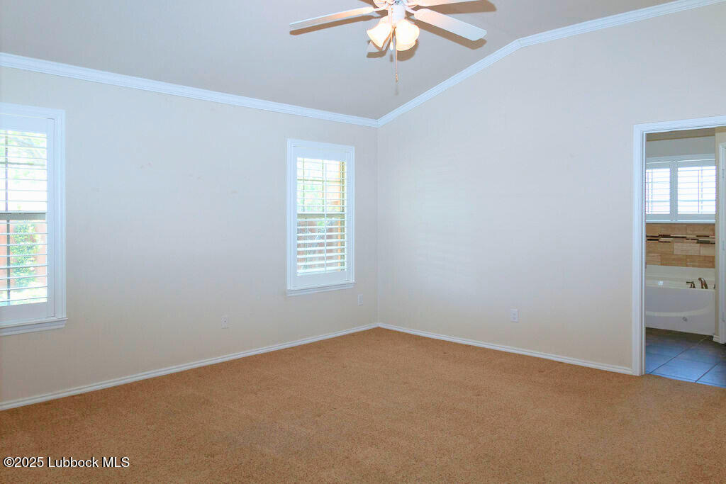 6717 92nd Street Property Photo 7