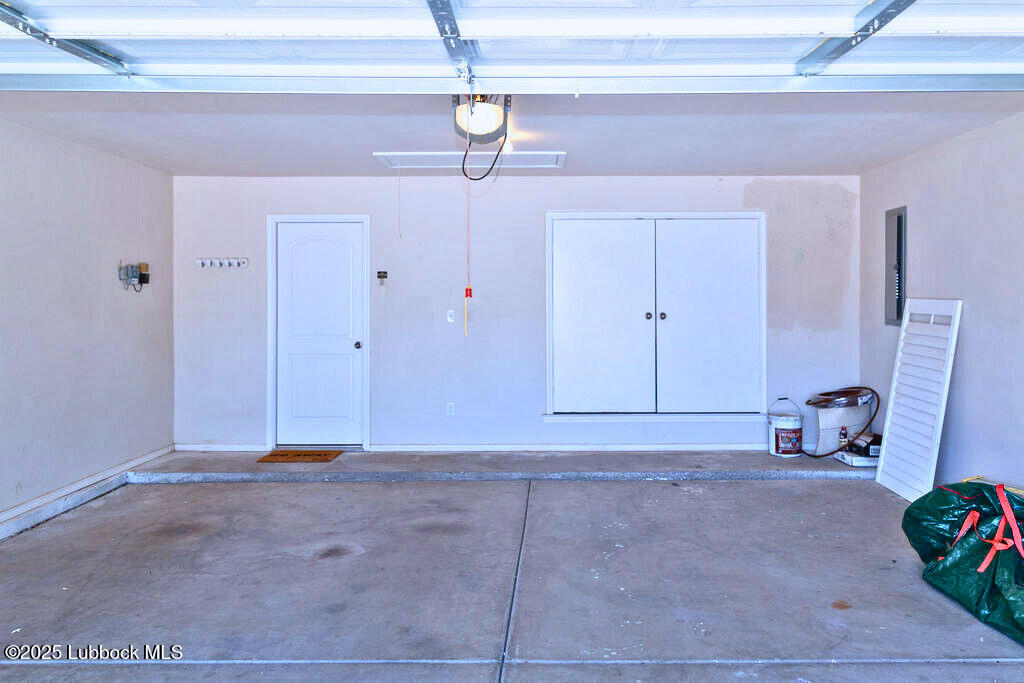 6717 92nd Street Property Photo 17