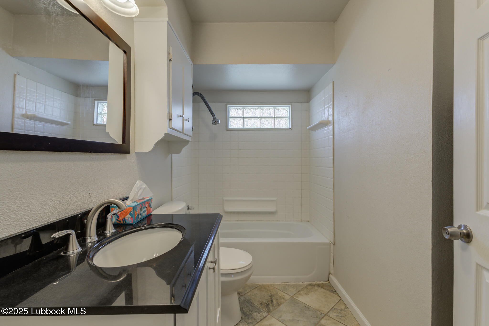 712 Hickory Street Property Photo 28