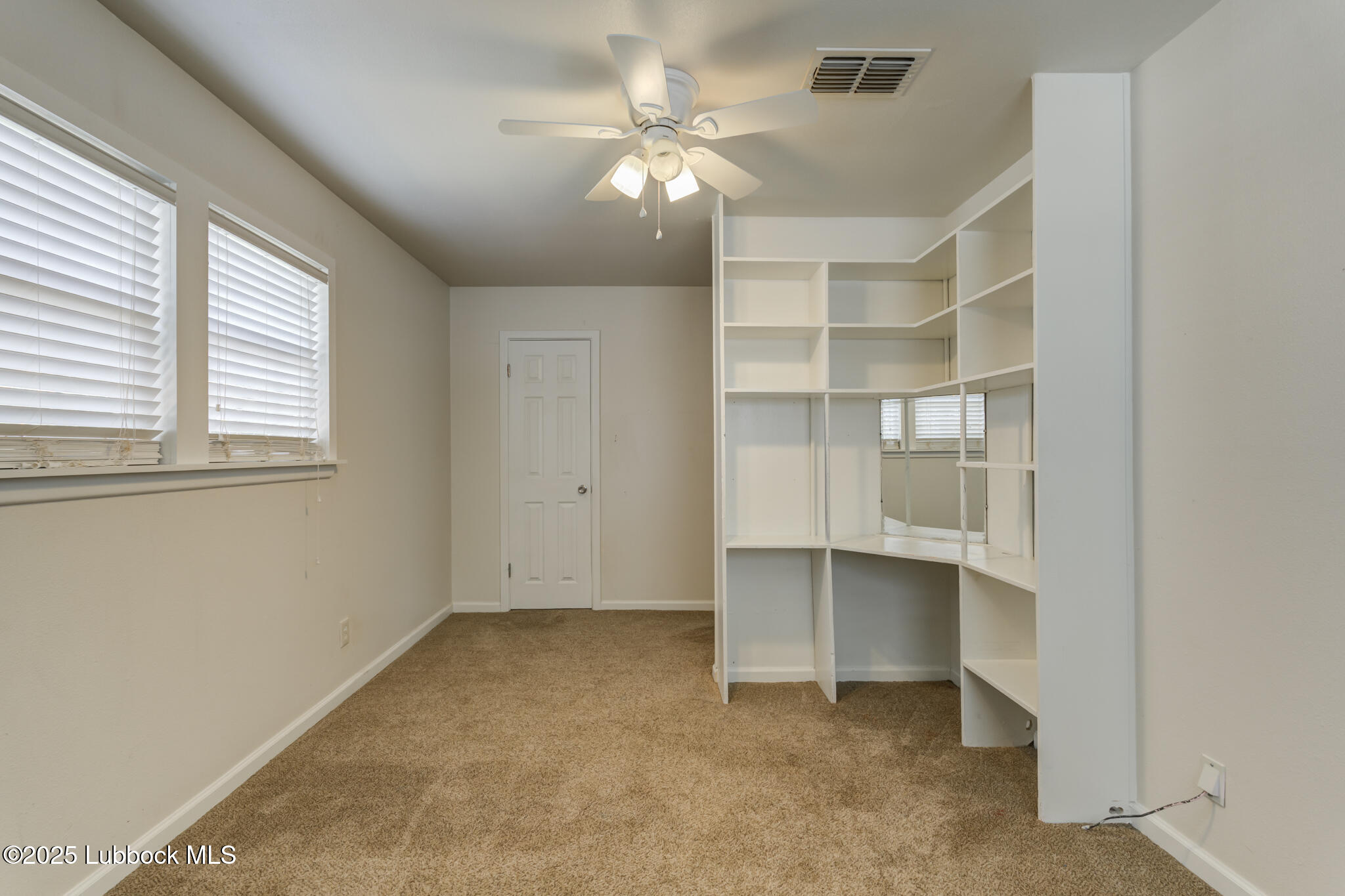 712 Hickory Street Property Photo 34