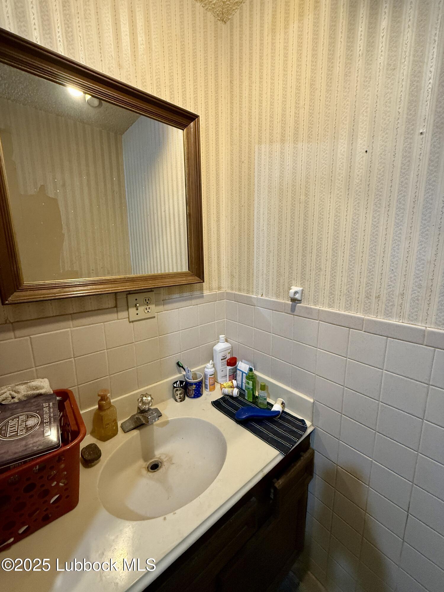 8014 County Rd 5840 Property Photo 39