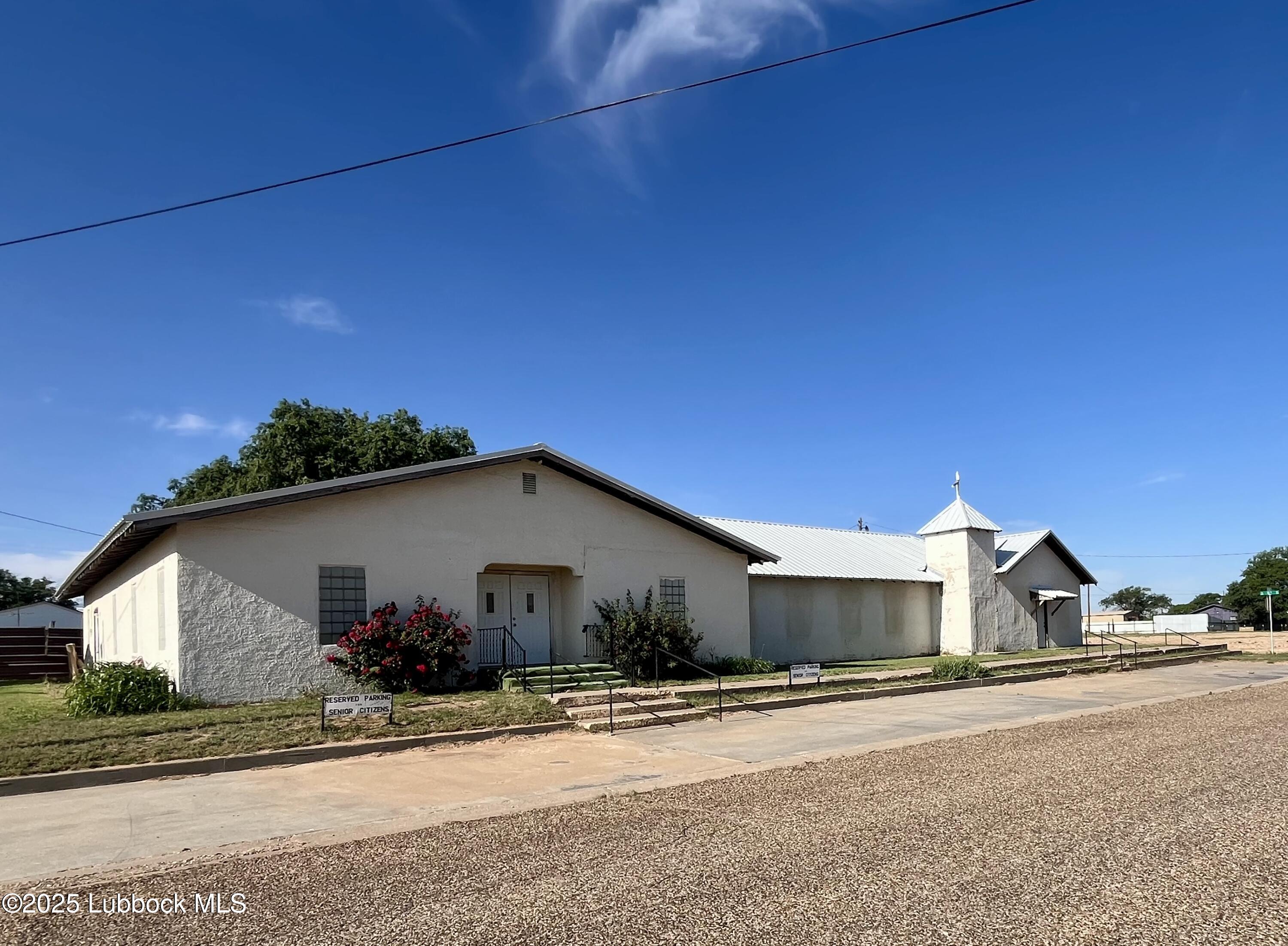 1120 W Powell Street Property Photo 3