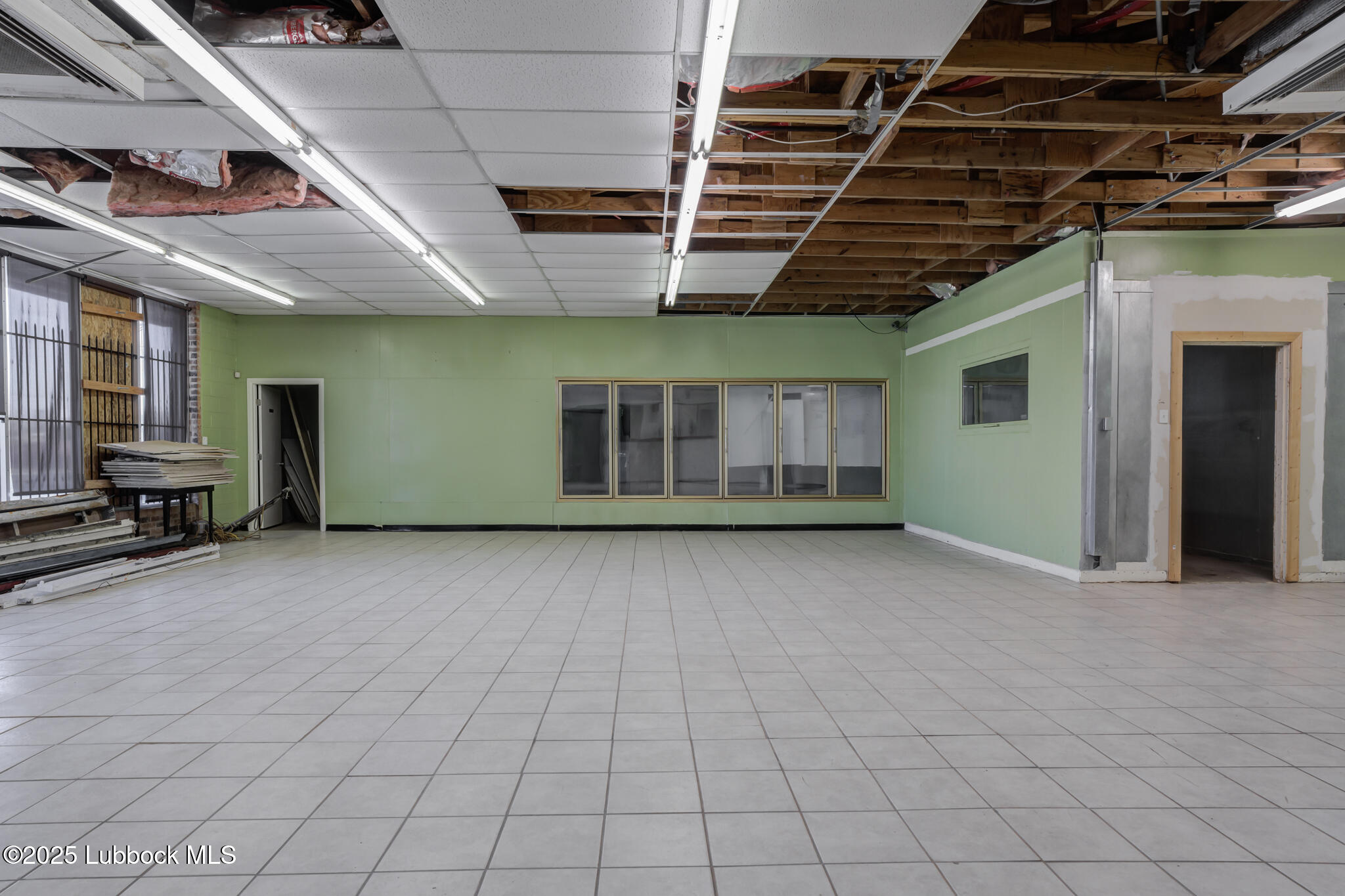313 N Detroit Avenue Property Photo 15