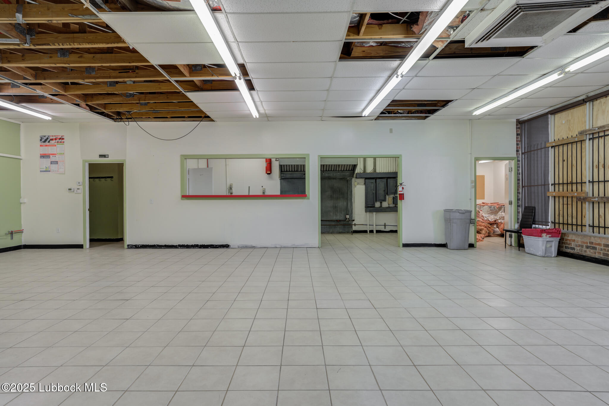 313 N Detroit Avenue Property Photo 28