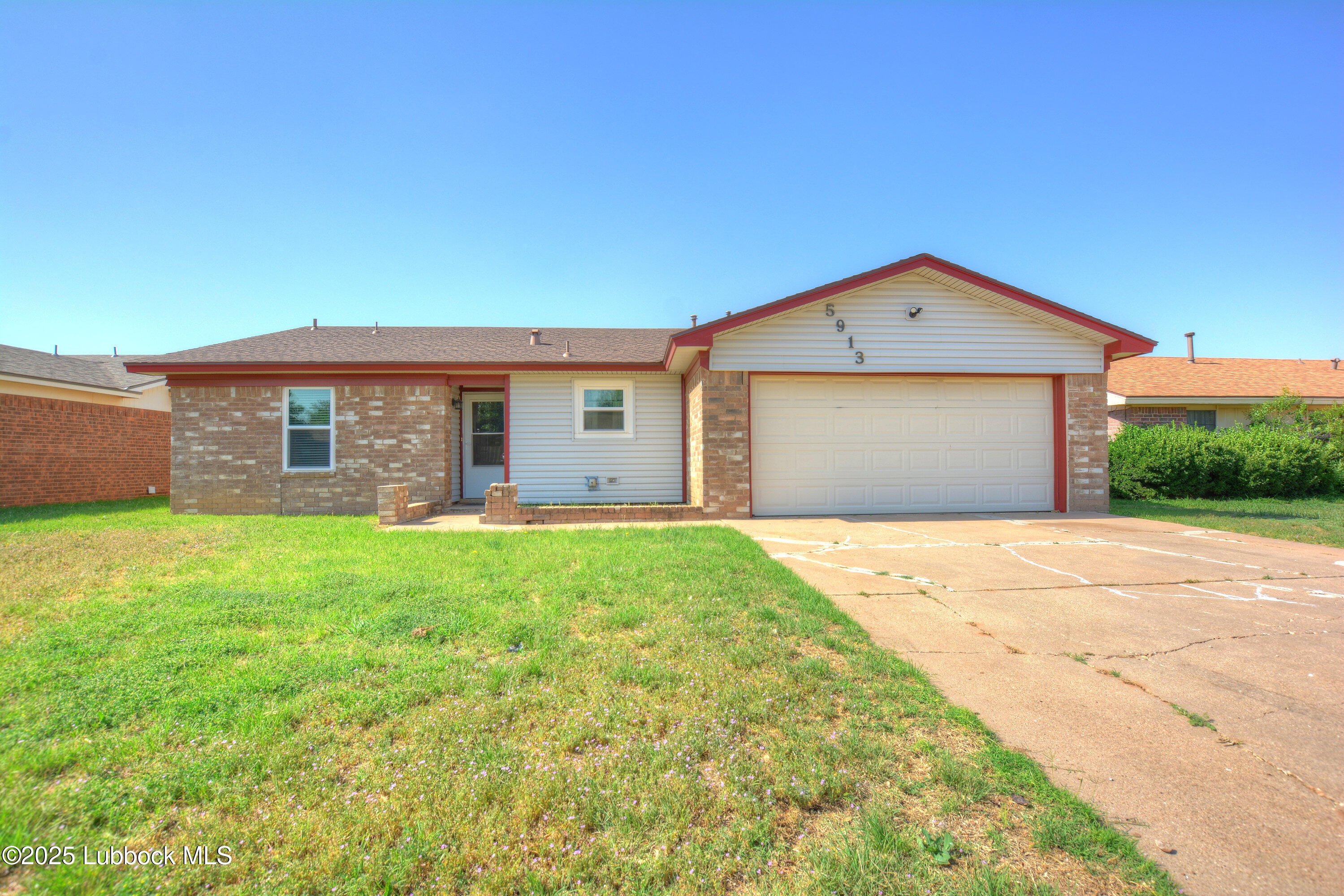 5913 16th Street Property Photo