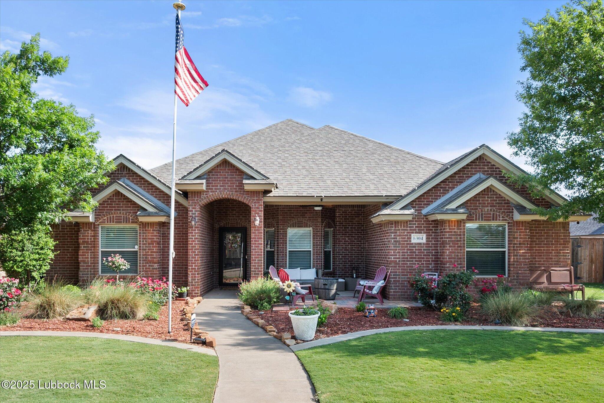 6304 78th Street Property Photo 1