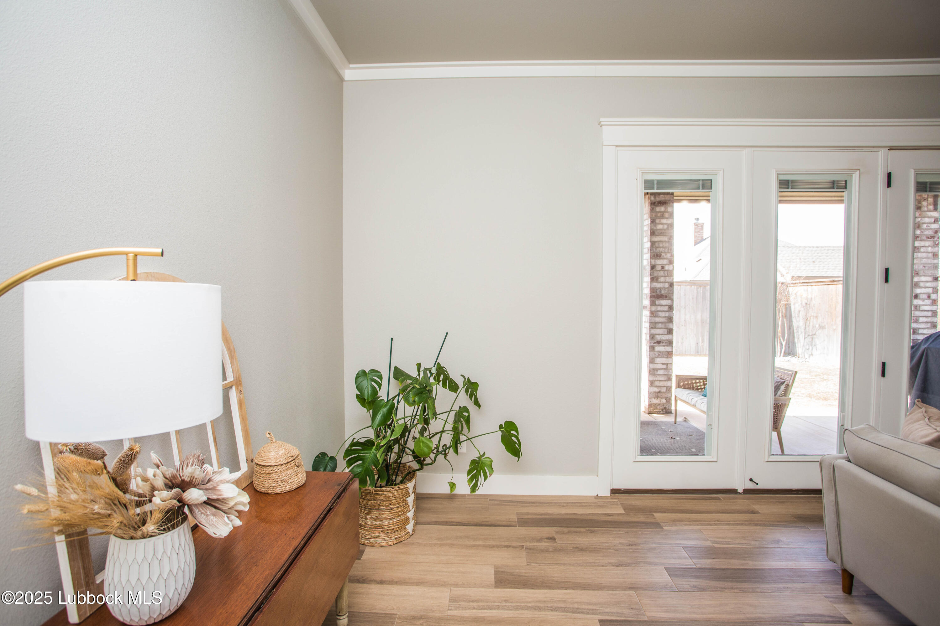 1308 Dover Lane Property Photo 8
