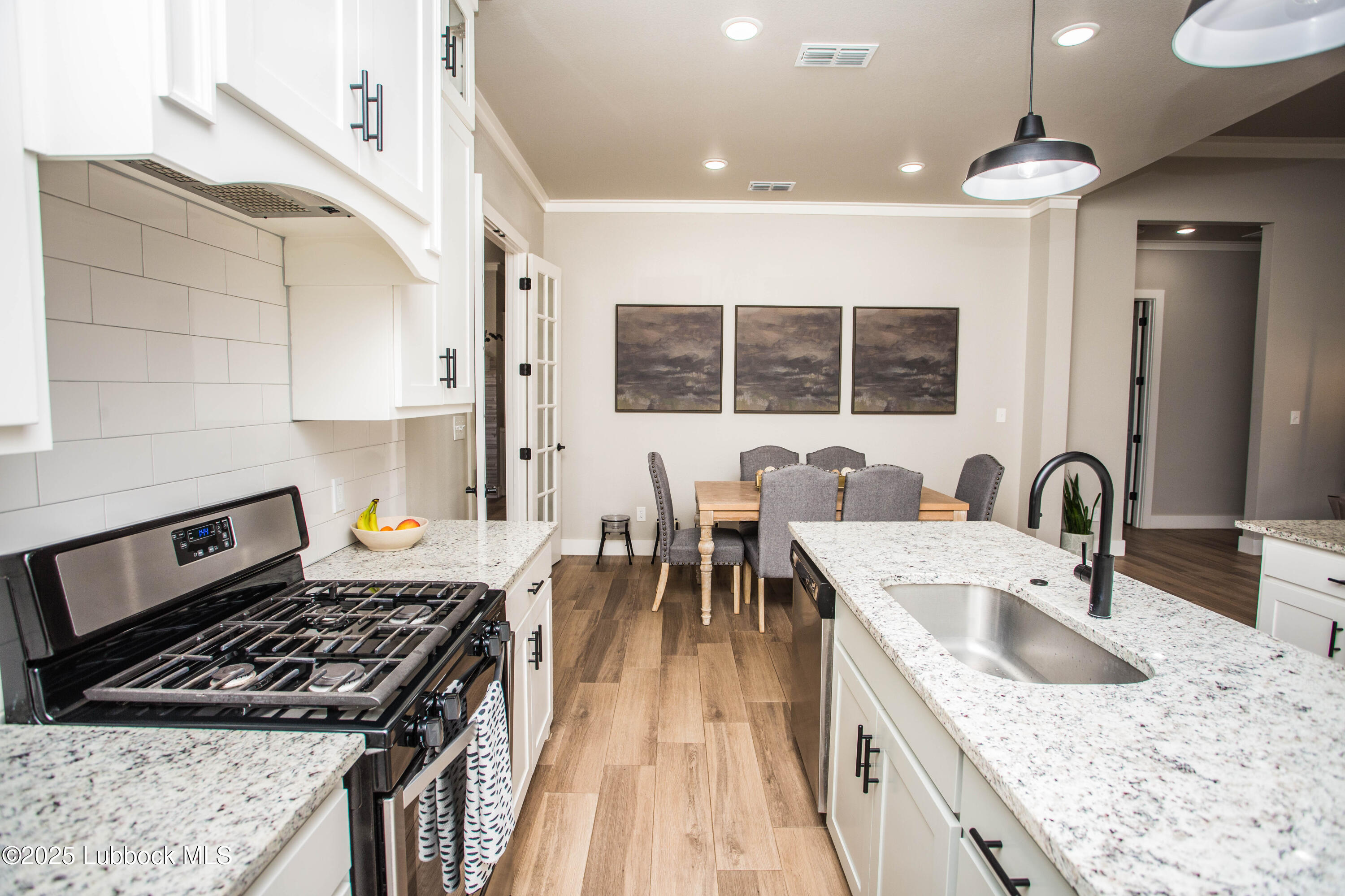 1308 Dover Lane Property Photo 15