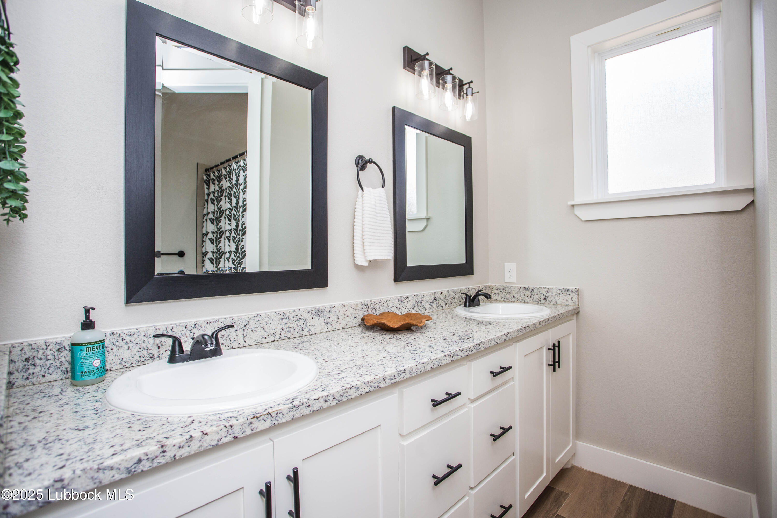 1308 Dover Lane Property Photo 26