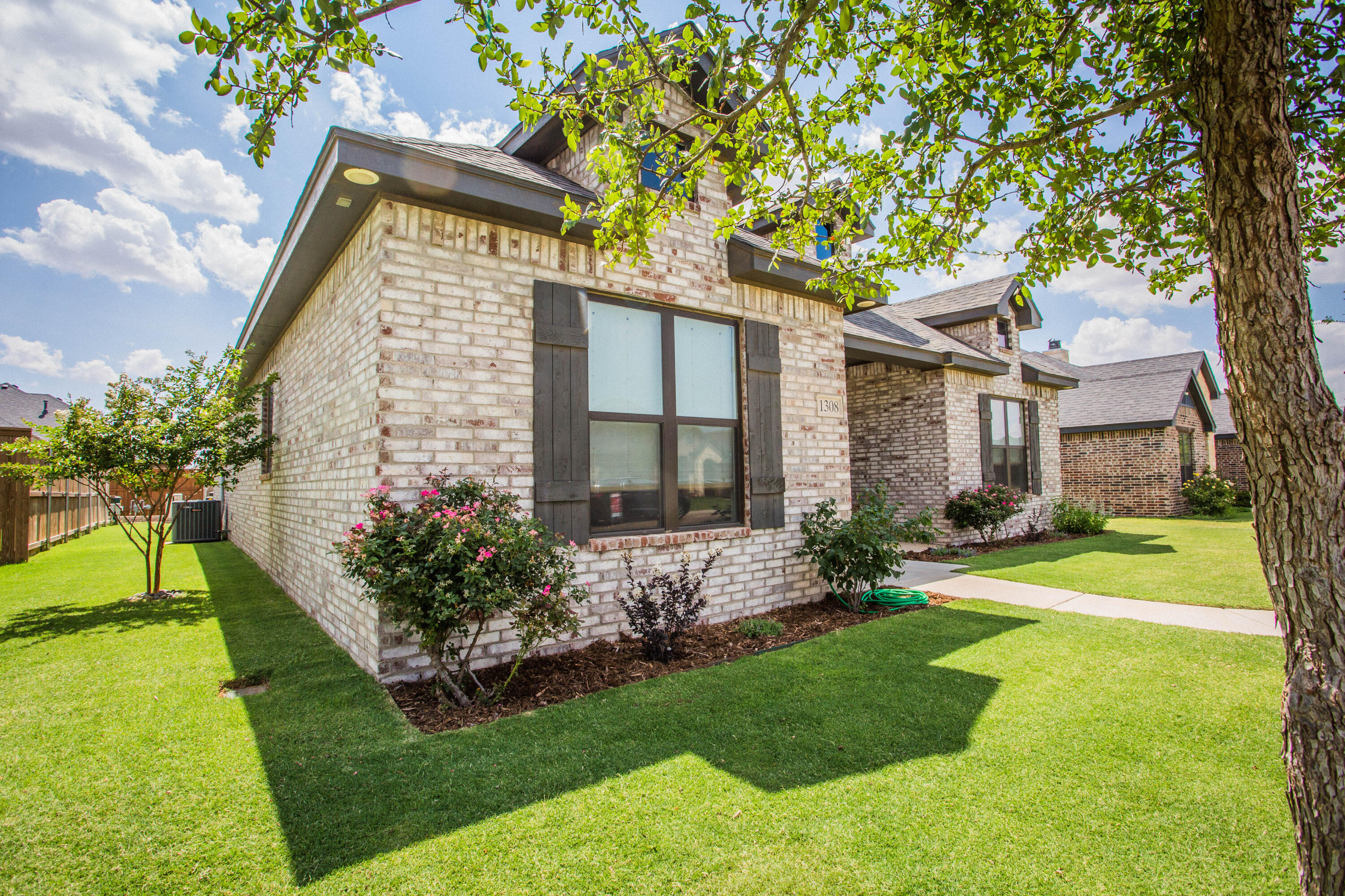 1308 Dover Lane Property Photo 48
