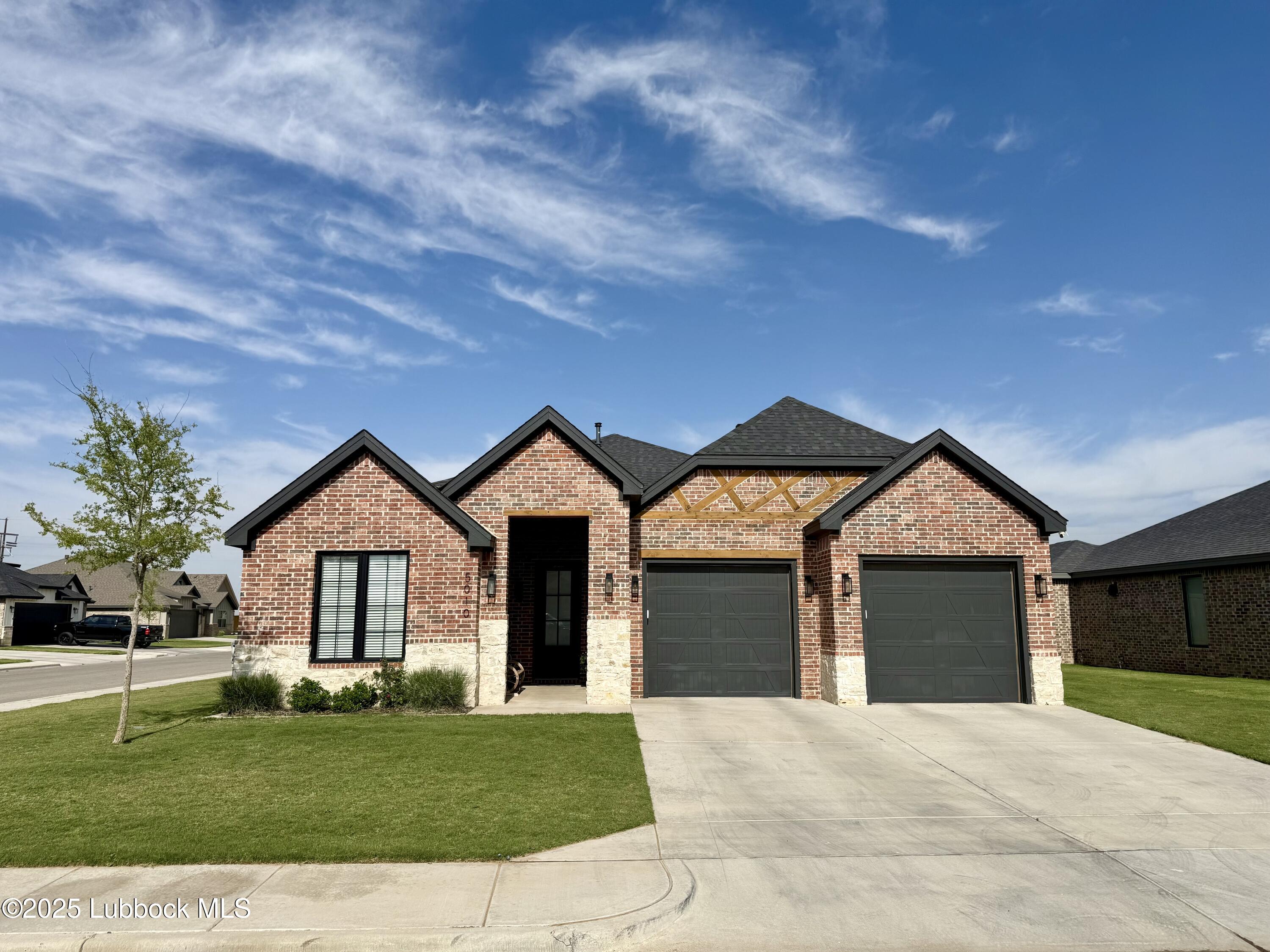 5010 Prospect Avenue Property Photo 1