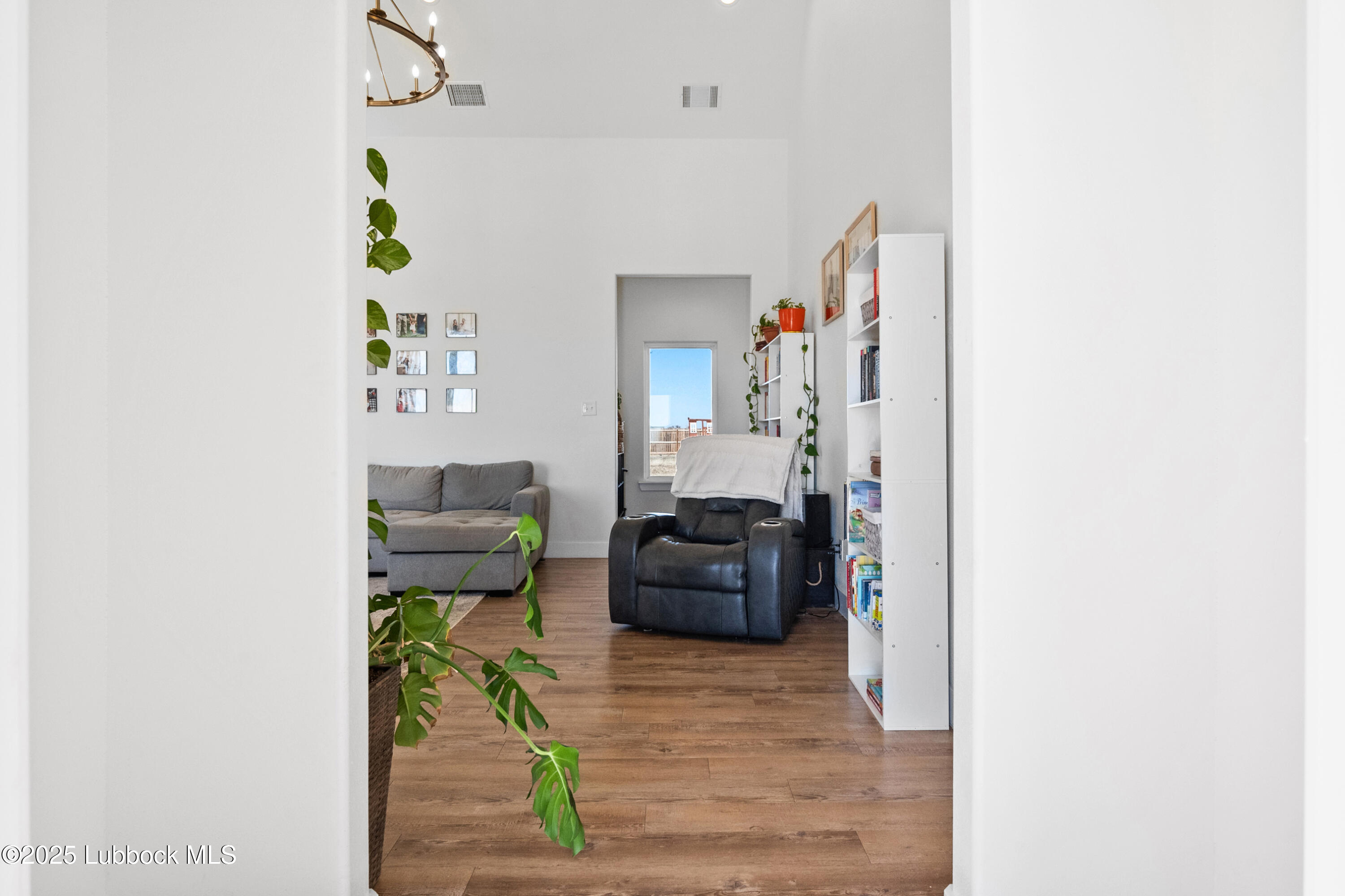 15522 N F M 179 Property Photo 1