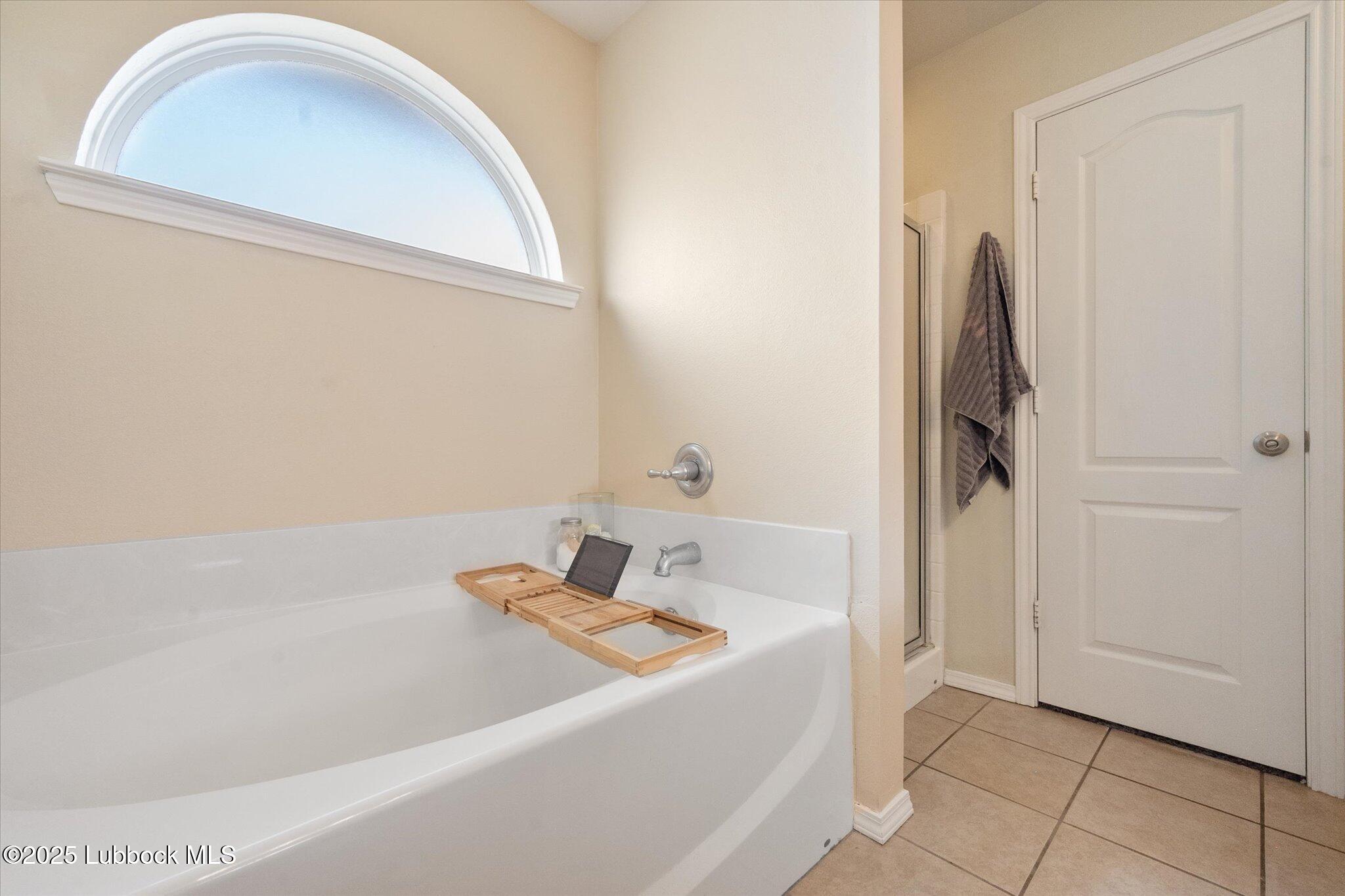 10827 Detroit Avenue Property Photo 22