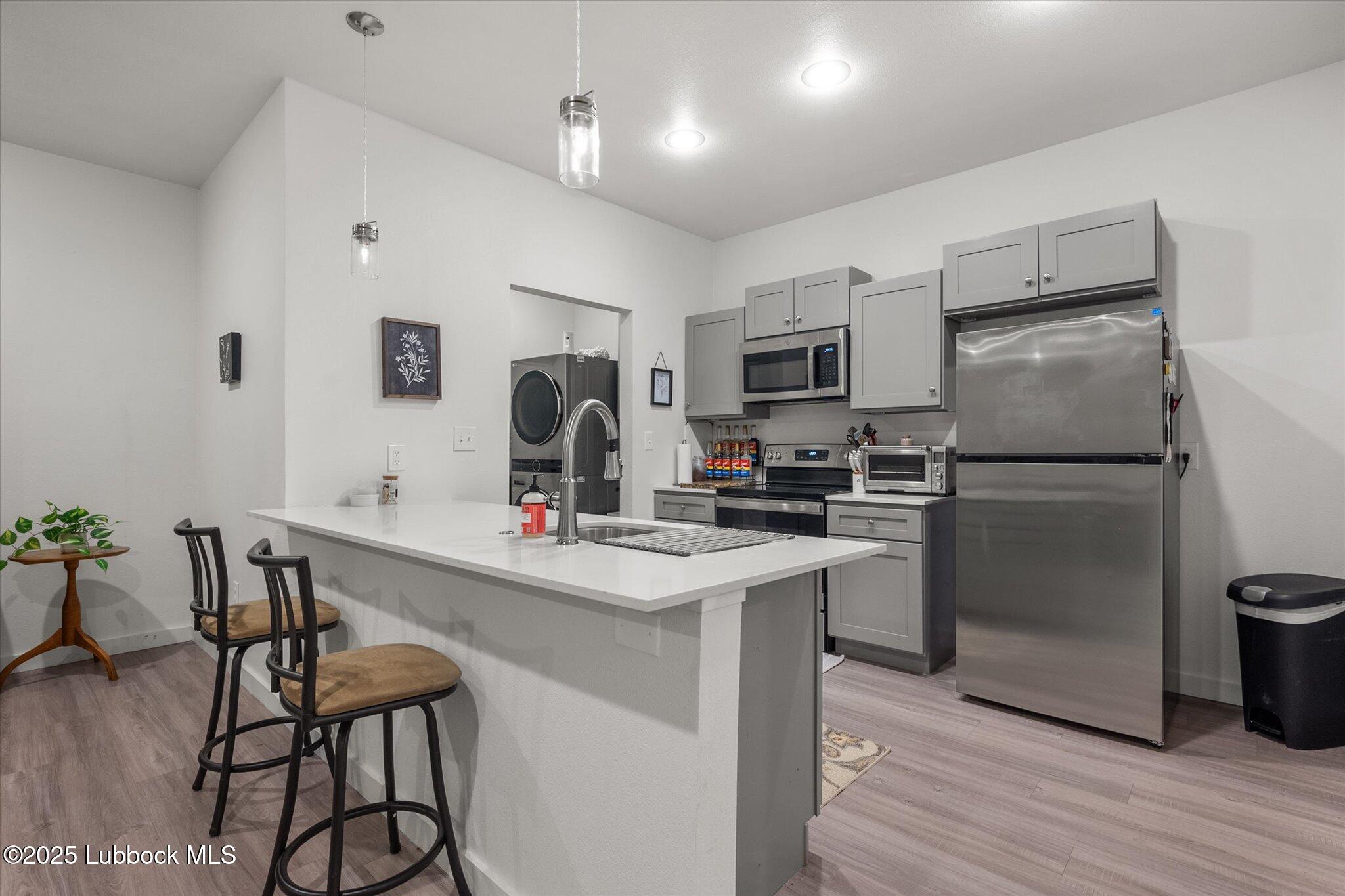 1203 N Evanston Avenue Property Photo 9
